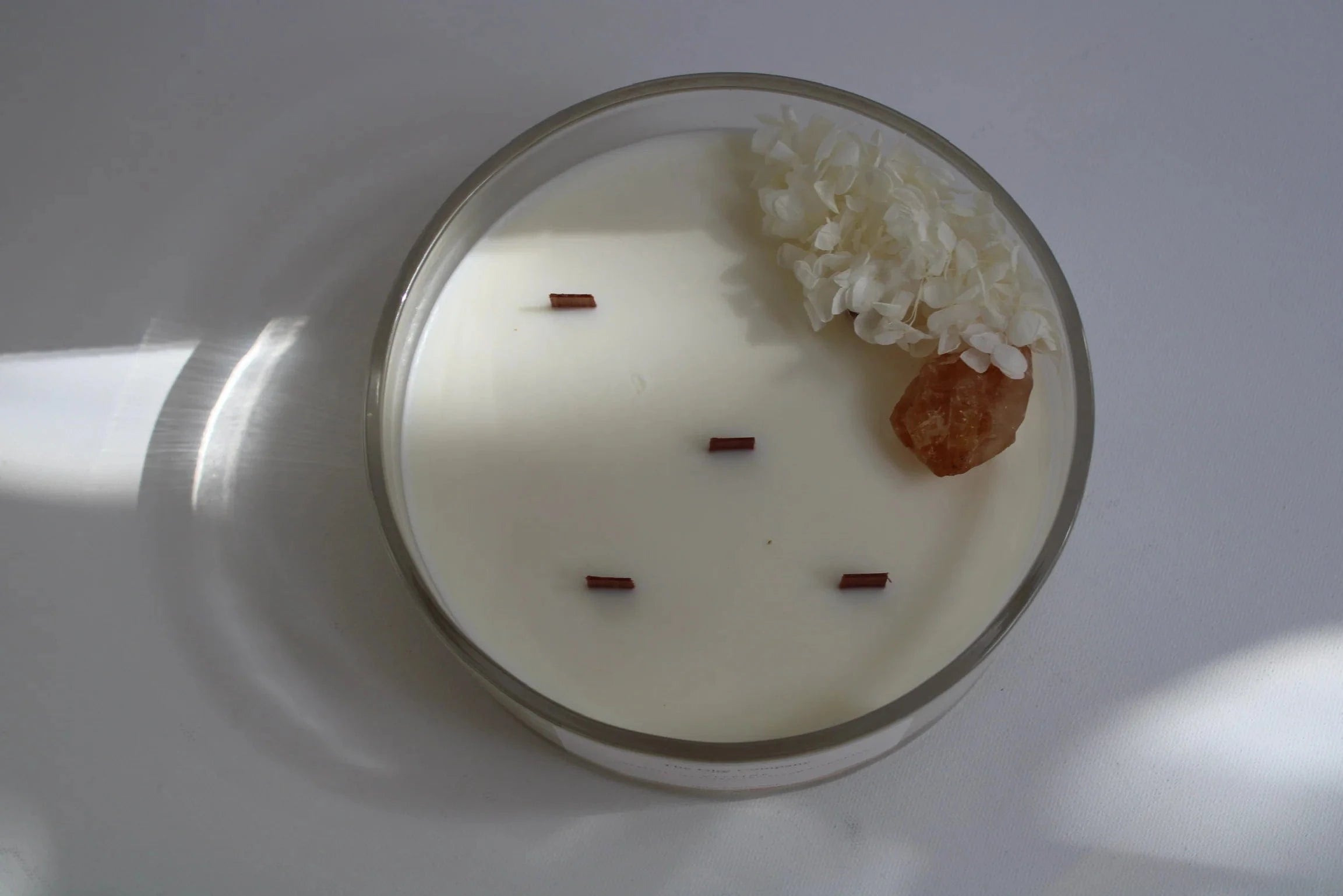 Luxury Promise Lychee White Peach 1kg Candle ASC5508