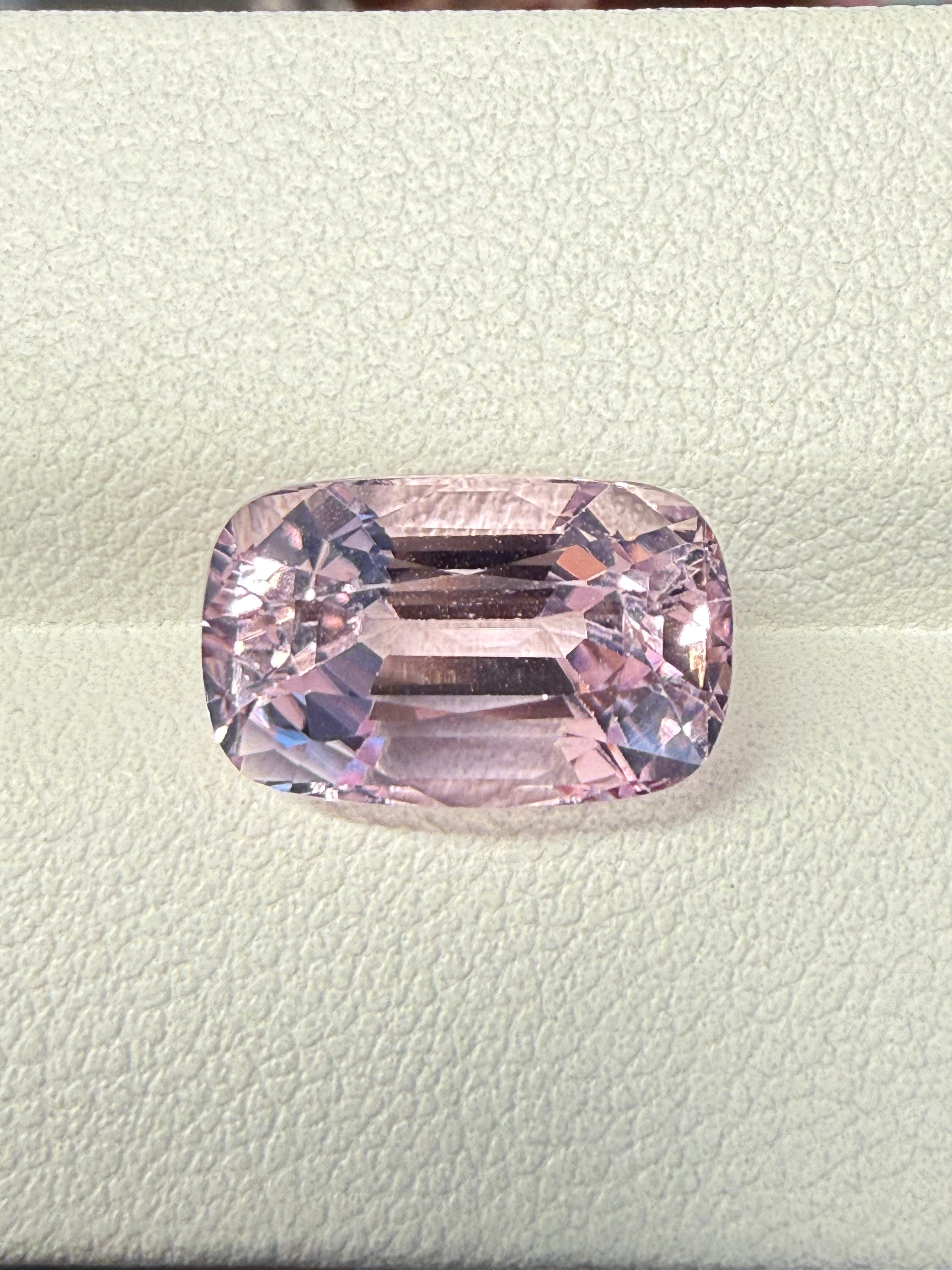 Luxury Promise 6.03ct Kunzite Elongated Cushion DXBCS0116