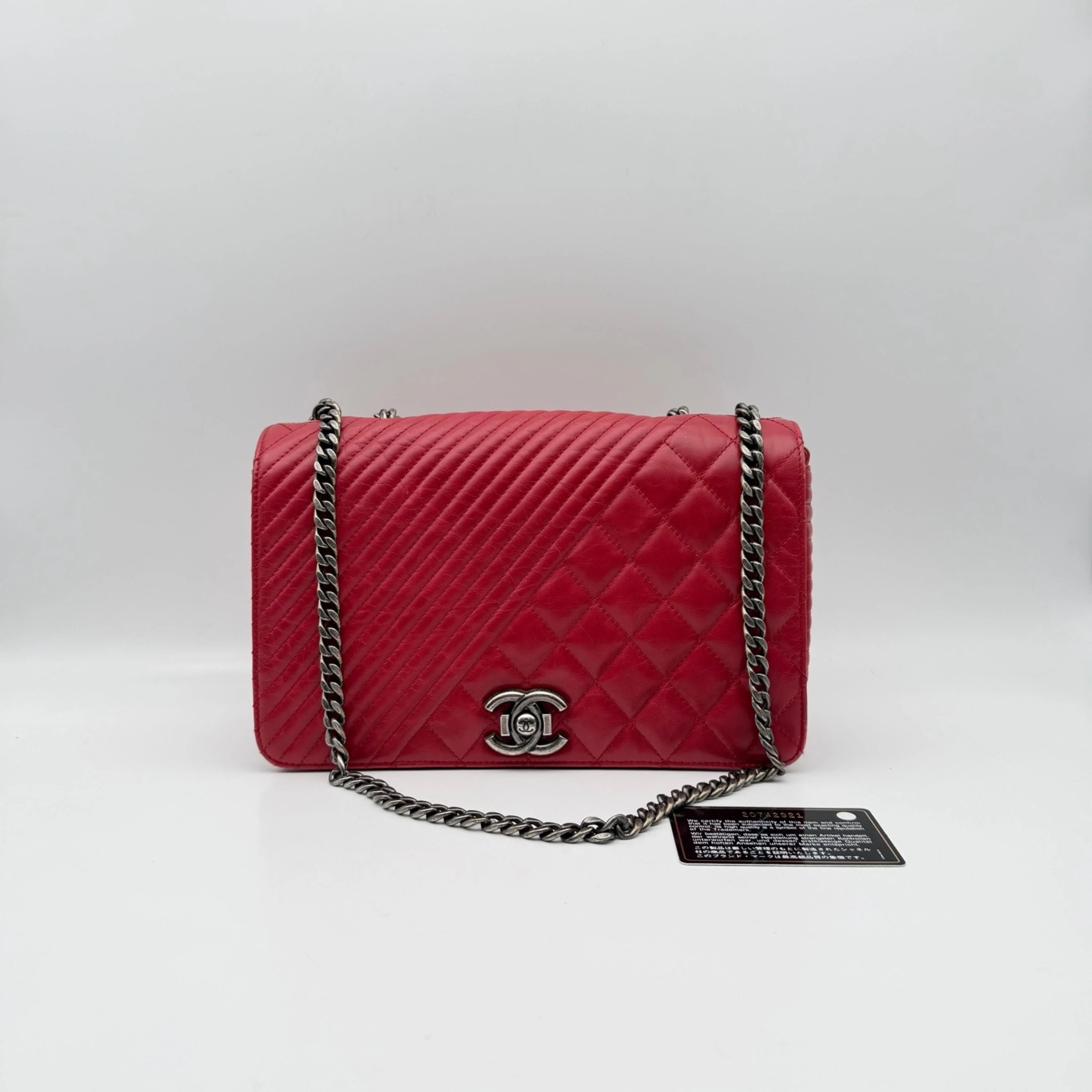 Chanel Red Quilted Aged Calfskin Shoulder Bag C345534