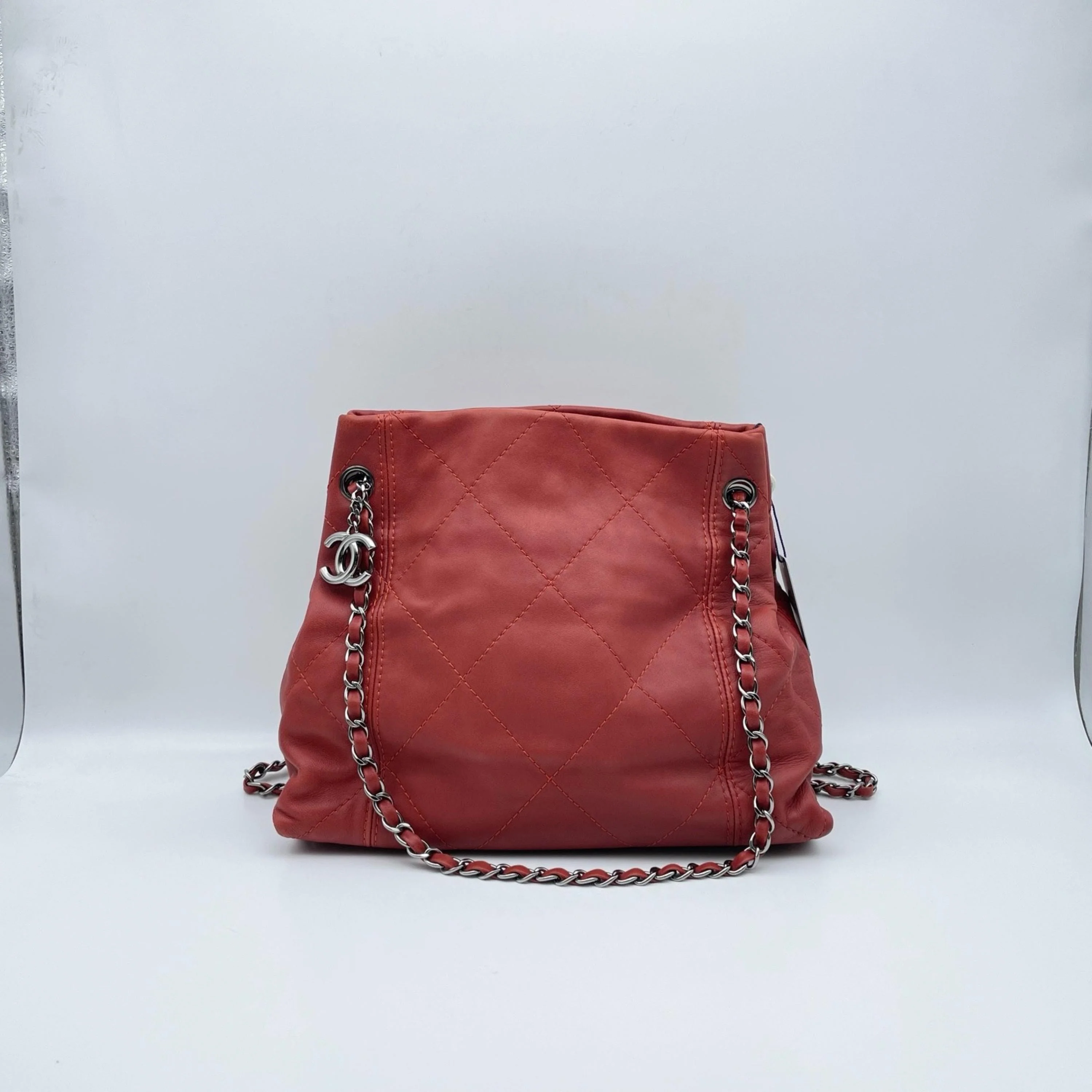 Chanel Red Quilted Leather Soft Tote Bag C345697