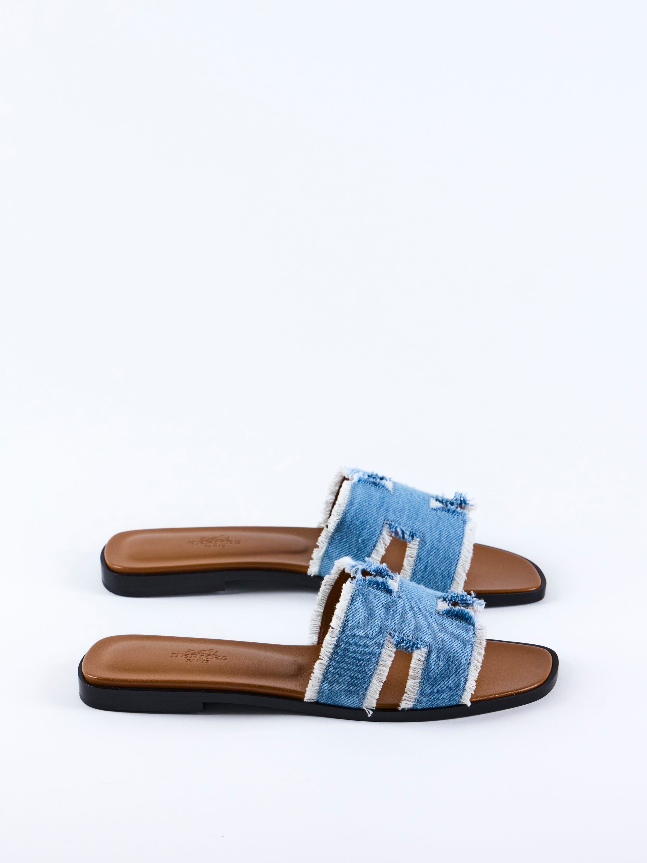 HERMÈS 'FRAY FRAY' ORAN SANDAL Blue Clair - Size 38