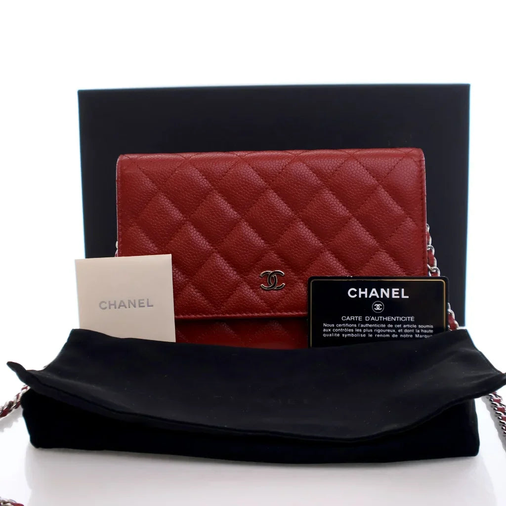 AUCTION Chanel Wallet On Chain (WOC) Red Caviar