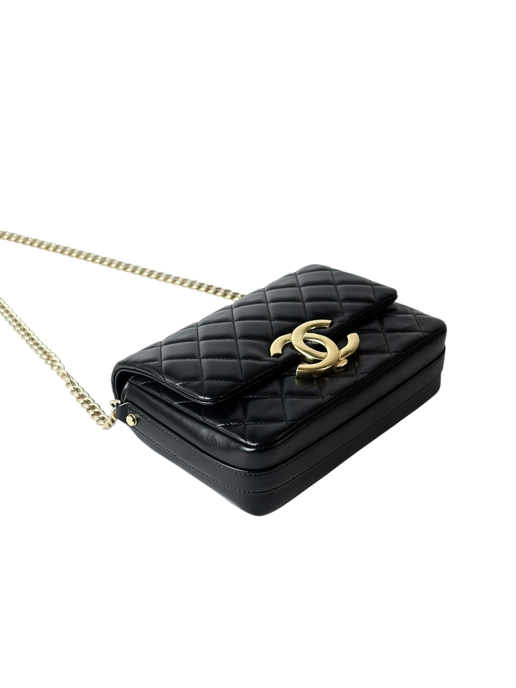 Chanel Black Chain in Lambskin Bag - Full Set