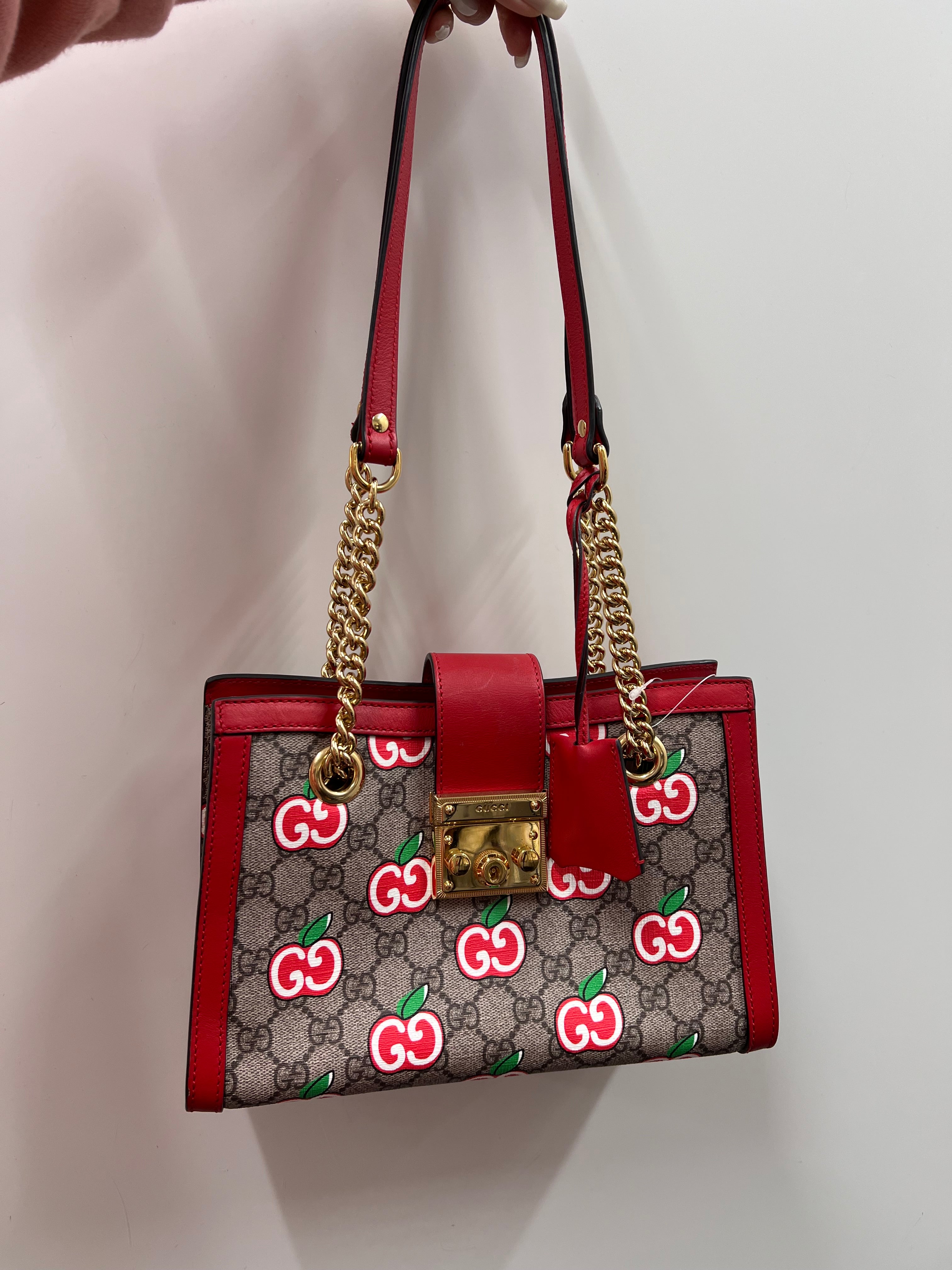 GUCCI GG Apple Padlock Chain Tote Red/Monogram Canvas GHW B1104KYCK6