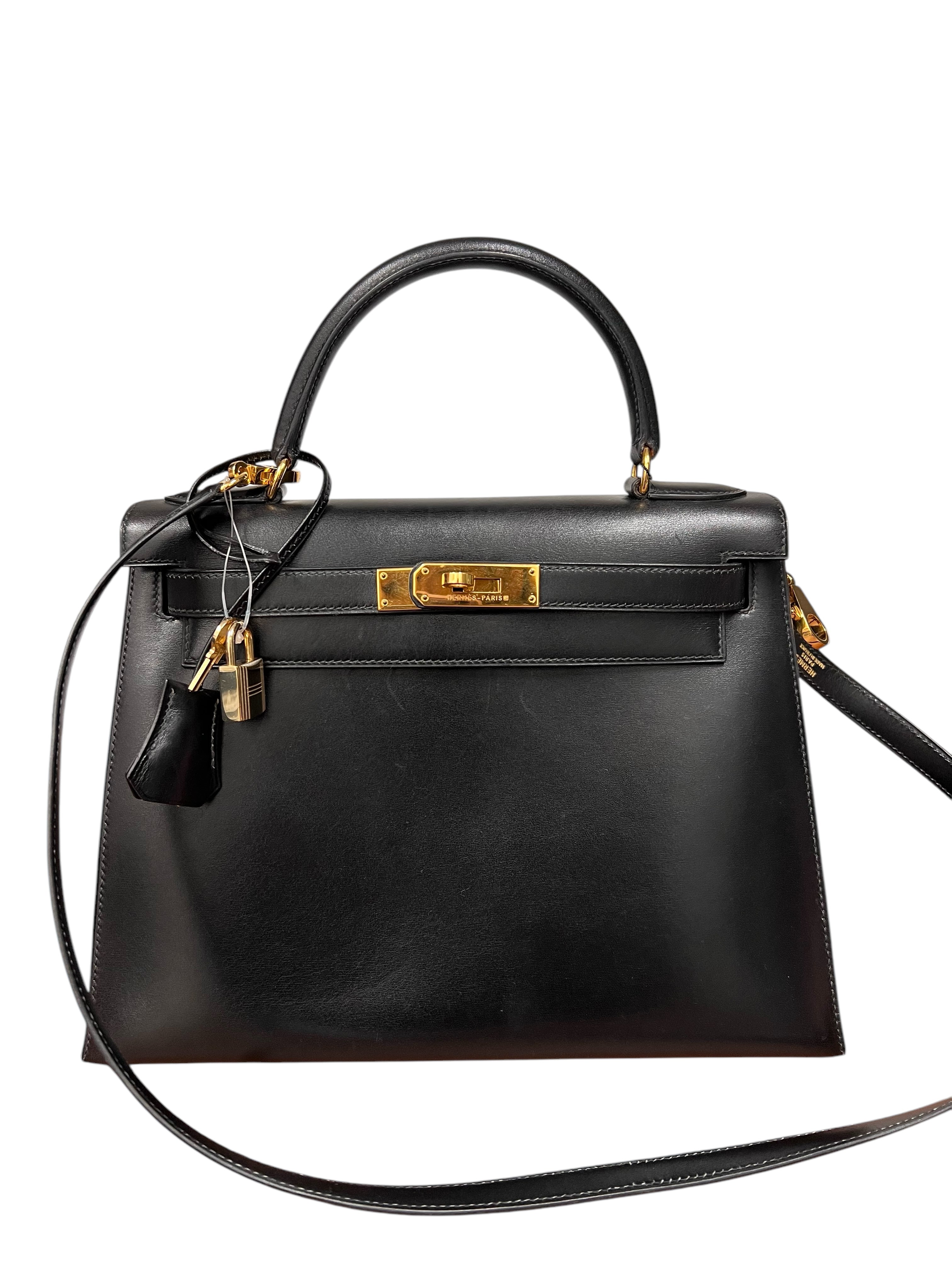 HERMES Kelly 28 Box Calf Black GHW 〇Y Stamp B1023XAQ34