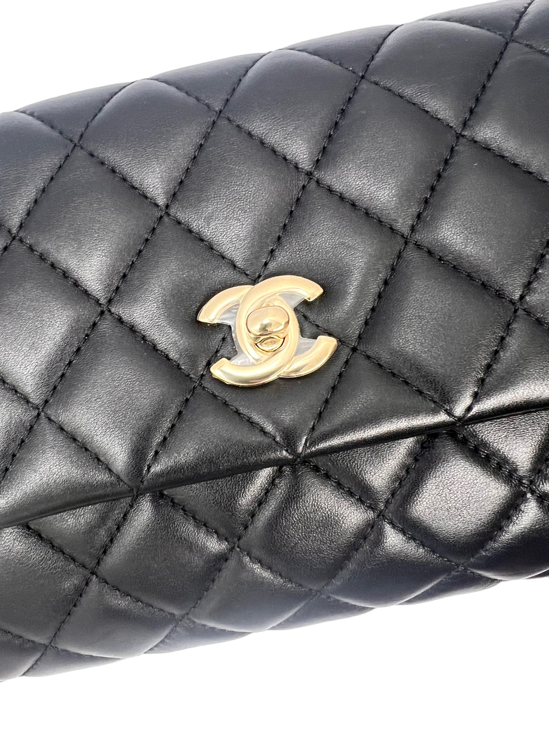 Chanel Fold Up Again Clutch DXBK0035