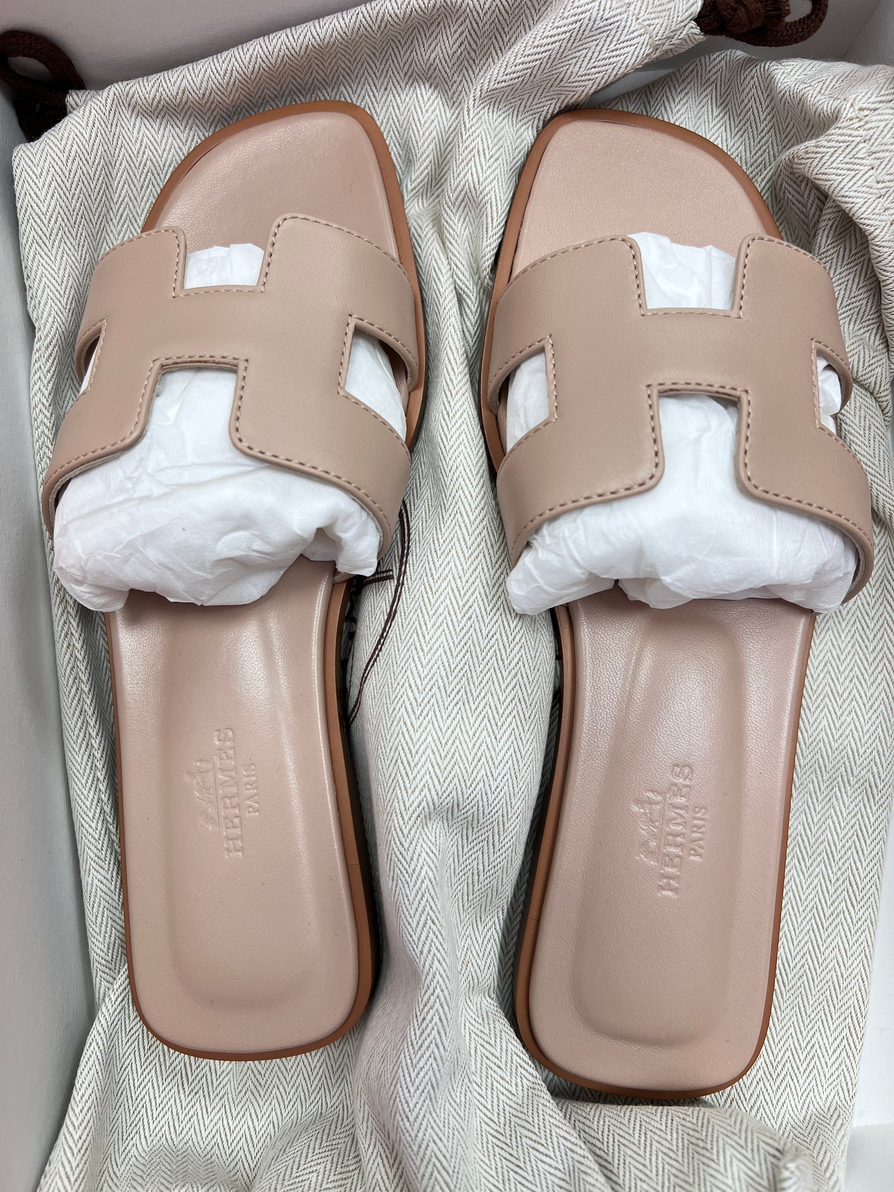 Hermes Orans Nude Beige Sz 36 SKTR1017