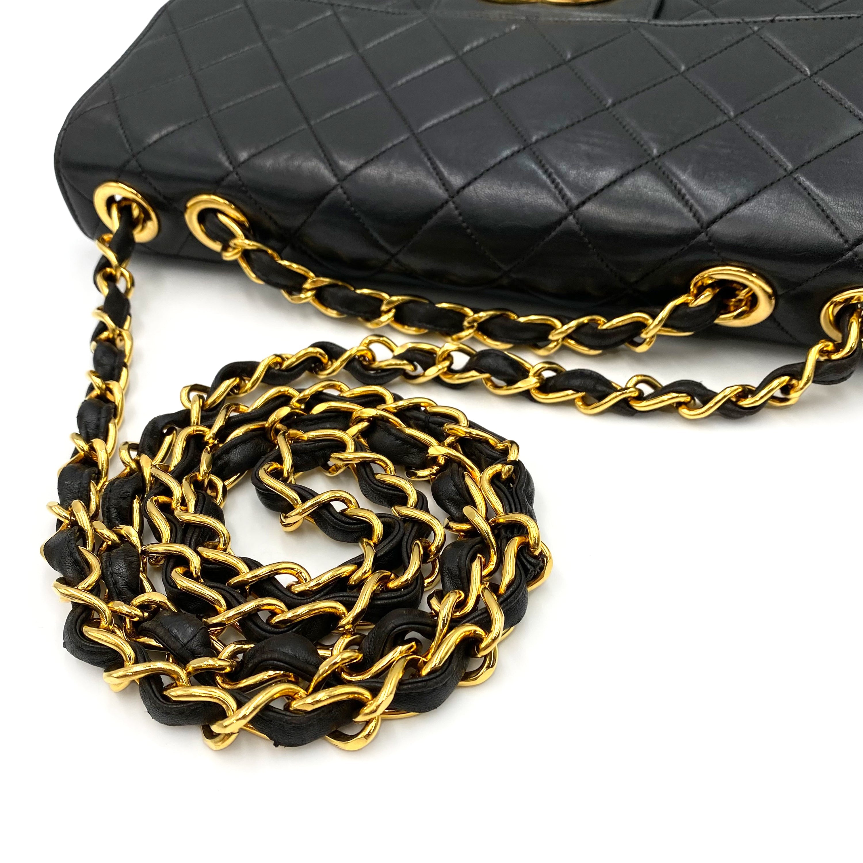 CHANEL VINTAGE JUMBO MATELASSE 30 CHAIN SHOULDER BAG BLACK LAMB SKIN 90197702