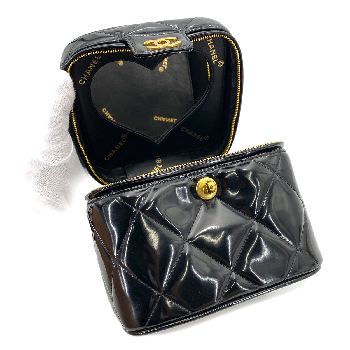 CHANEL VINTAGE VANITY HEART MIRROR HAND BAG BLACK ENAMEL 90249831