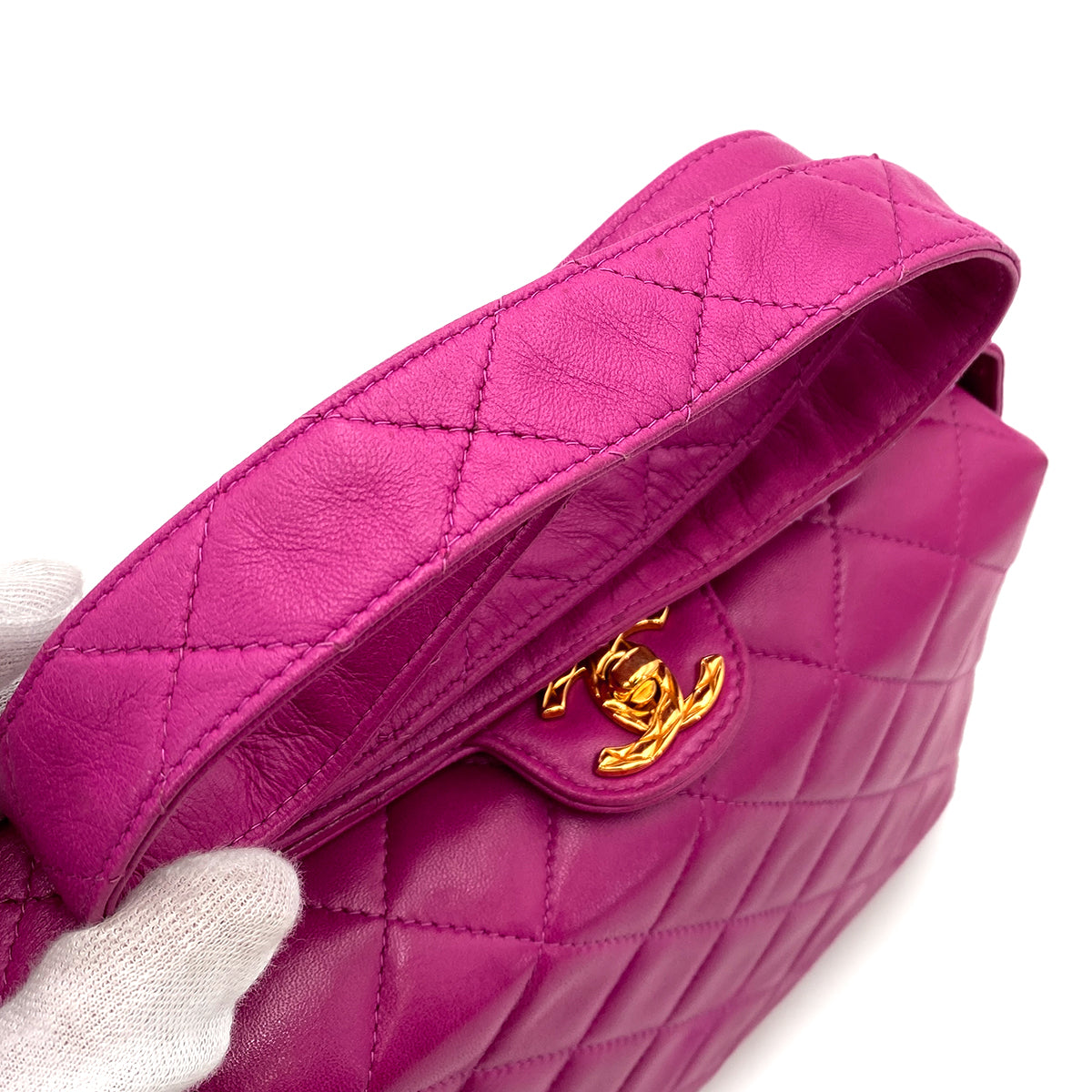 CHANEL VINTAGE MATELASSE SHOULDER BAG PINK LAMB SKIN 90250470