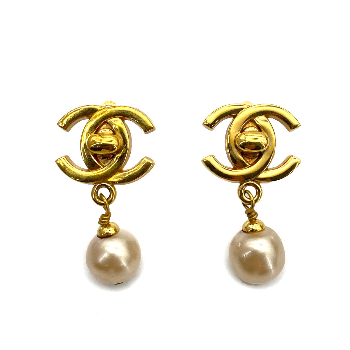 CHANEL VINTAGE EARRINGS TURN LOCK SWING PEARL ACCESSORY 96A 90256938