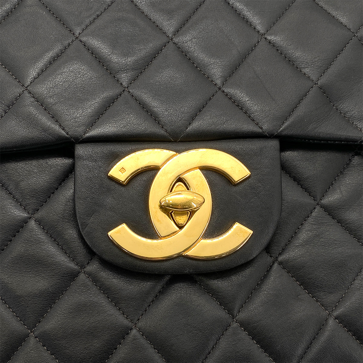 CHANEL VINTAGE MAXI MATELASSE 34 CHAIN SHOULDER BAG BLACK LAMB SKIN 90260123