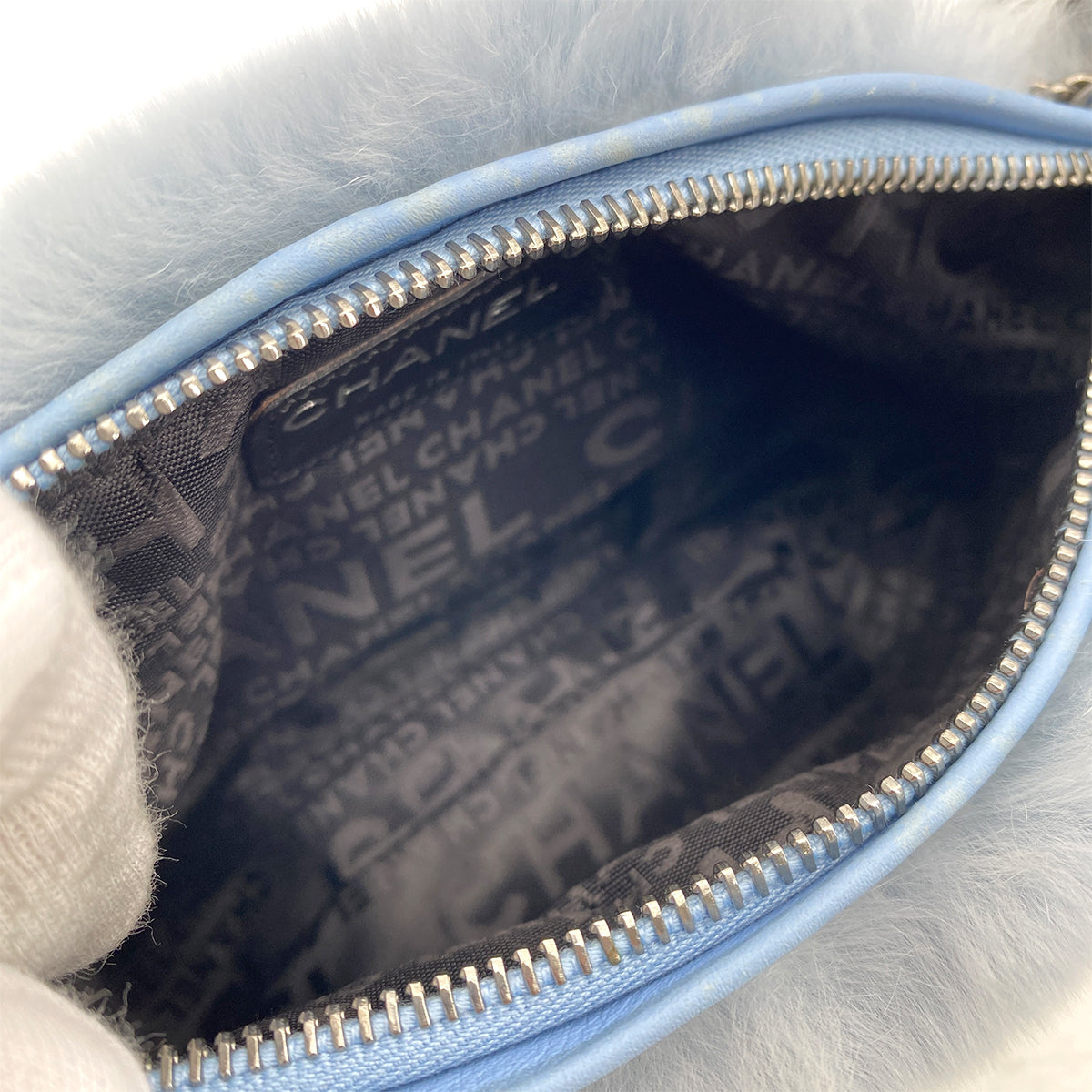 CHANEL VINTAGE CHAINHAND BAG LIGHT BLUE RABBIT FUR 90264496