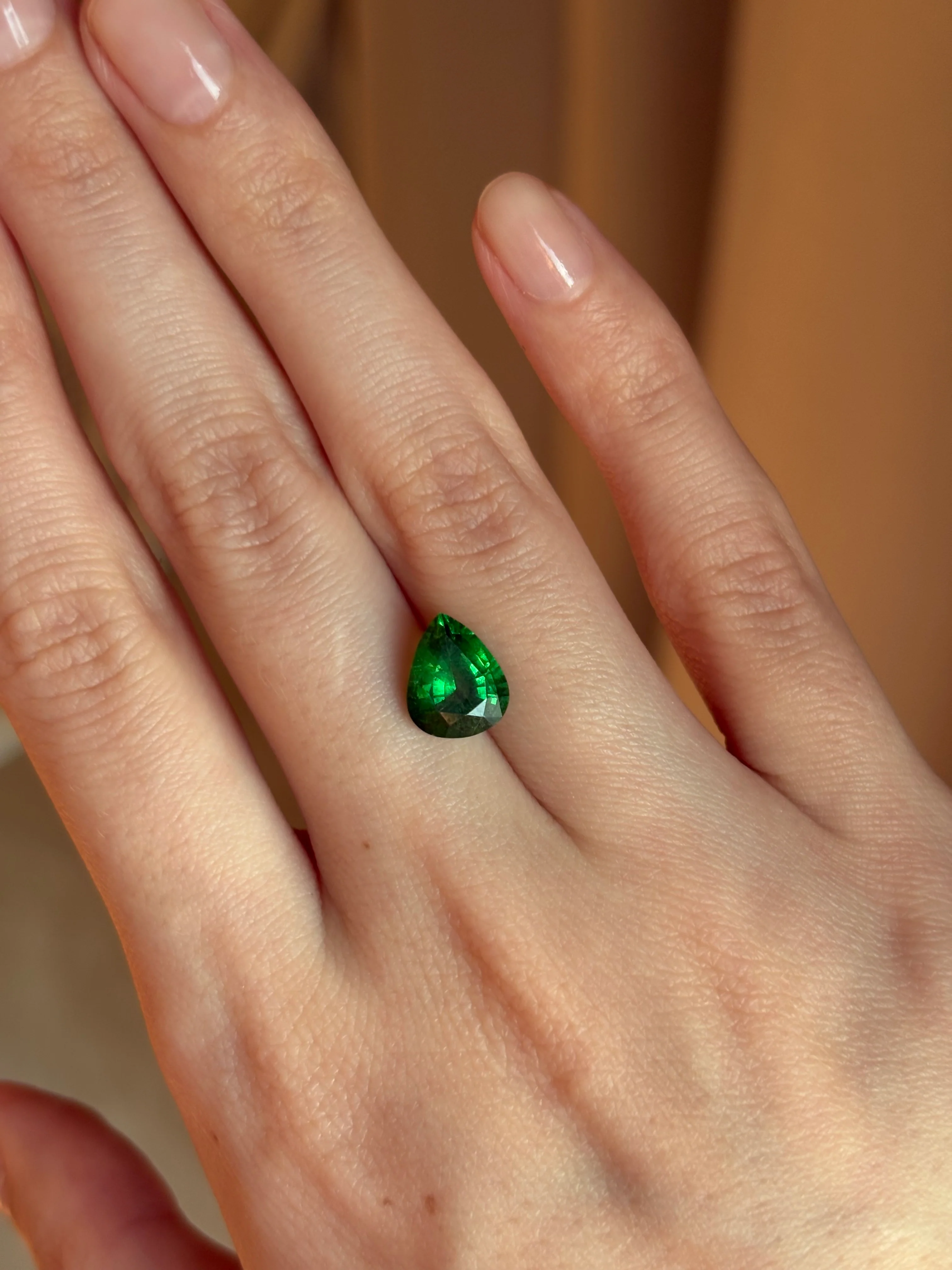 2.27ct Tsavorite Pear DXBCS4766