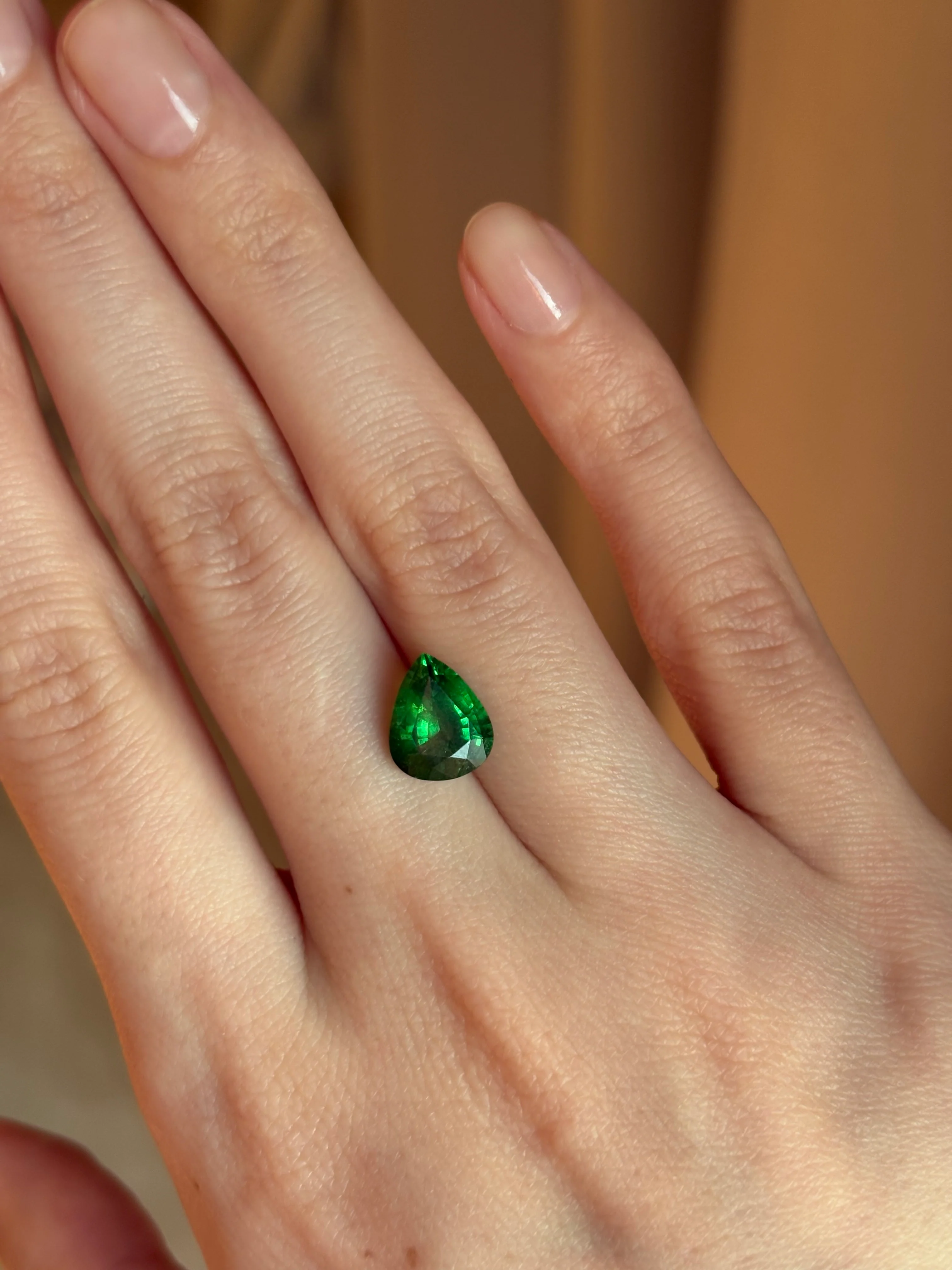 2.27ct Tsavorite Pear DXBCS4766