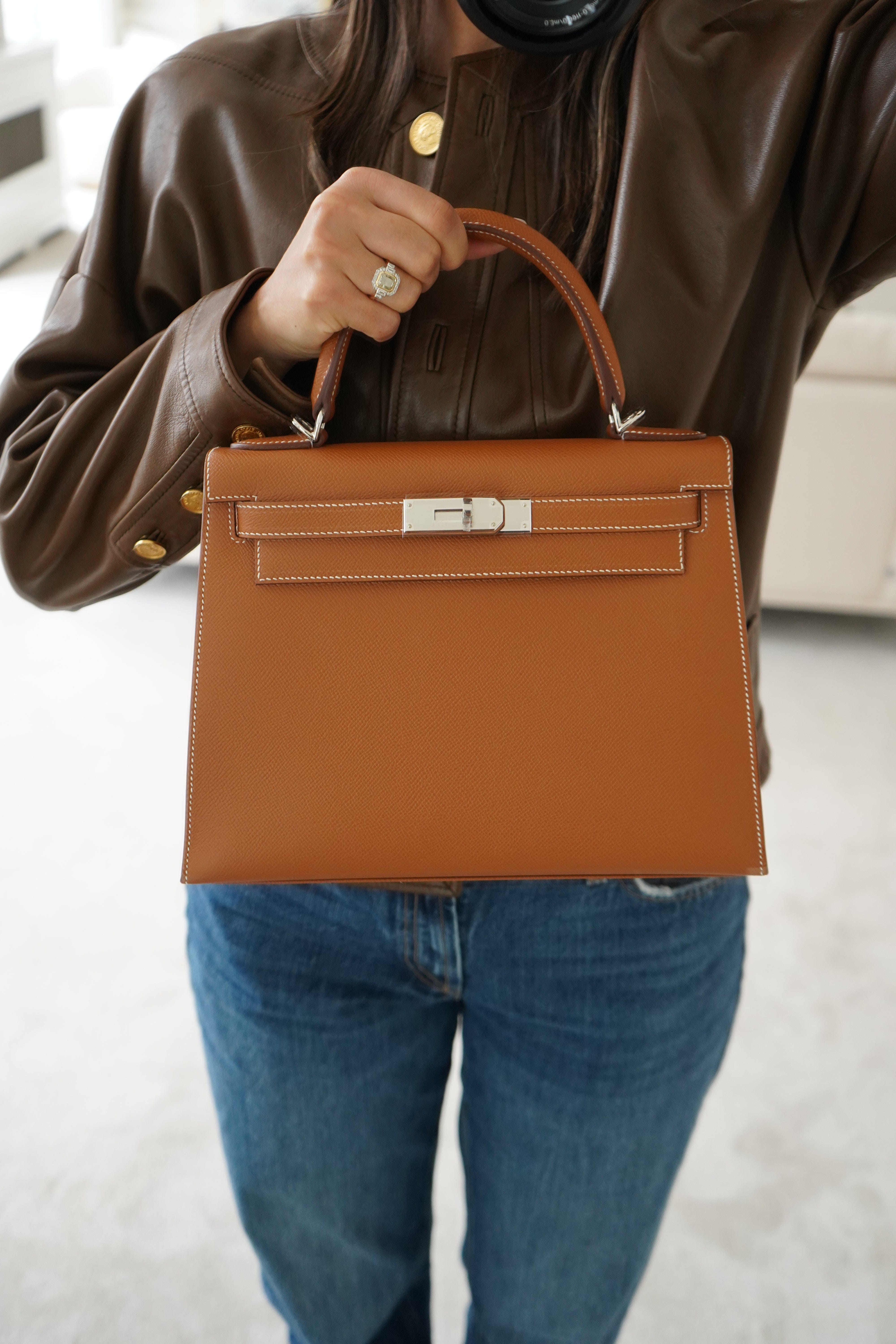 *LONDON LOCATED* LIKE NEW HERMÈS KELLY 28CM SELLIER GOLD Epsom Leather with Palladium Hardware