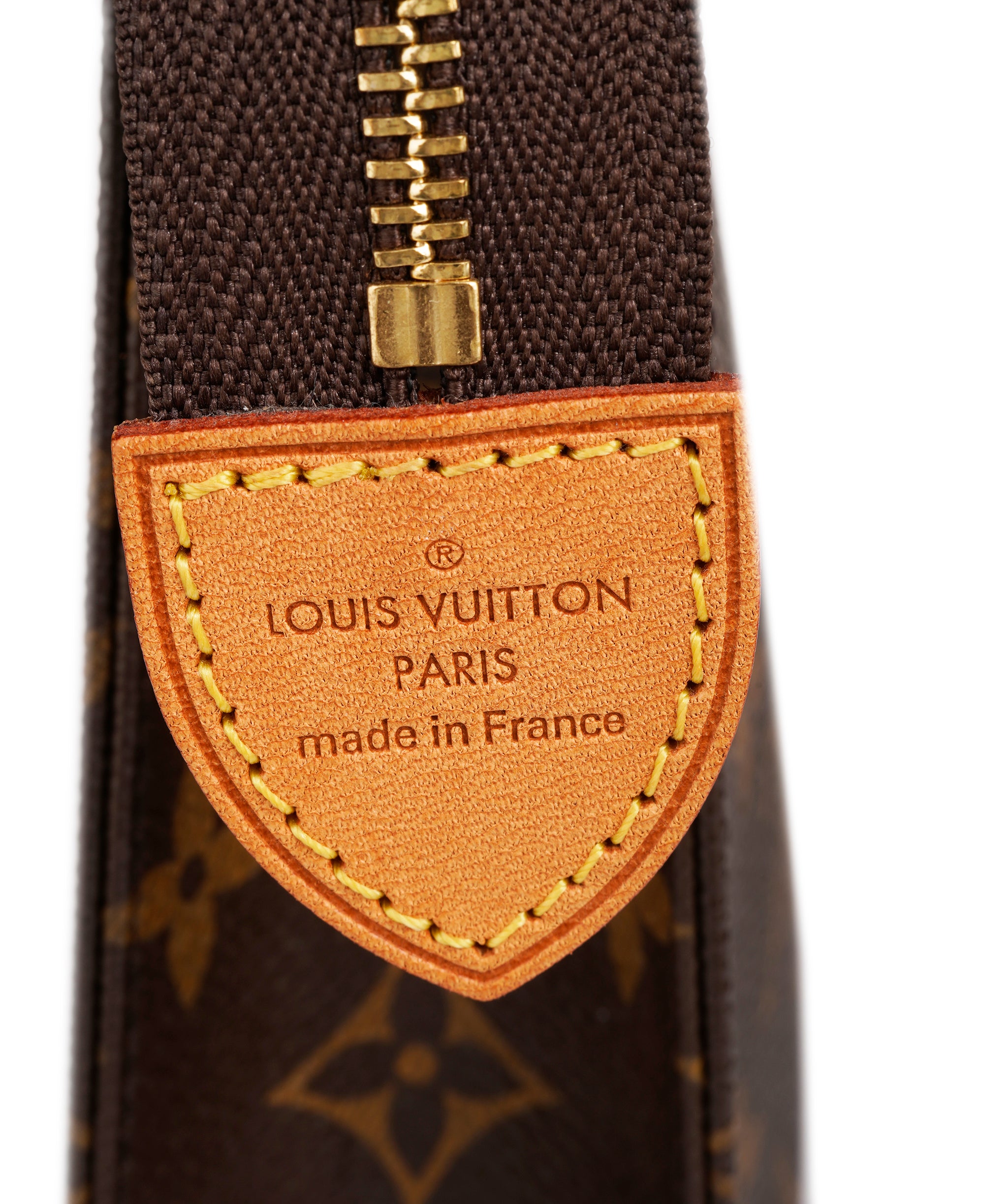 Louis Vuitton monogram poche toilette 26 pouch AJL0230