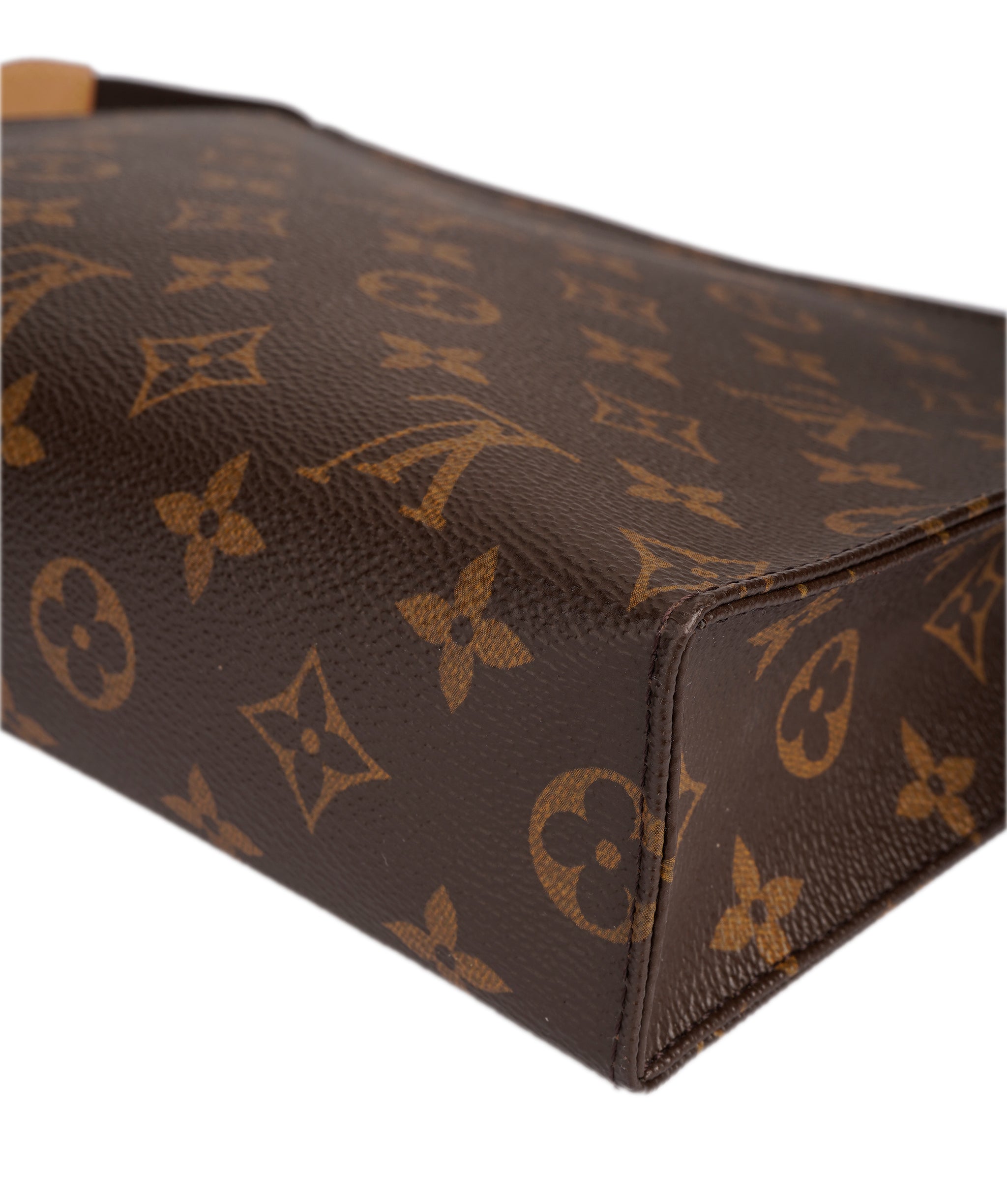 Louis Vuitton monogram poche toilette 26 pouch AJL0230