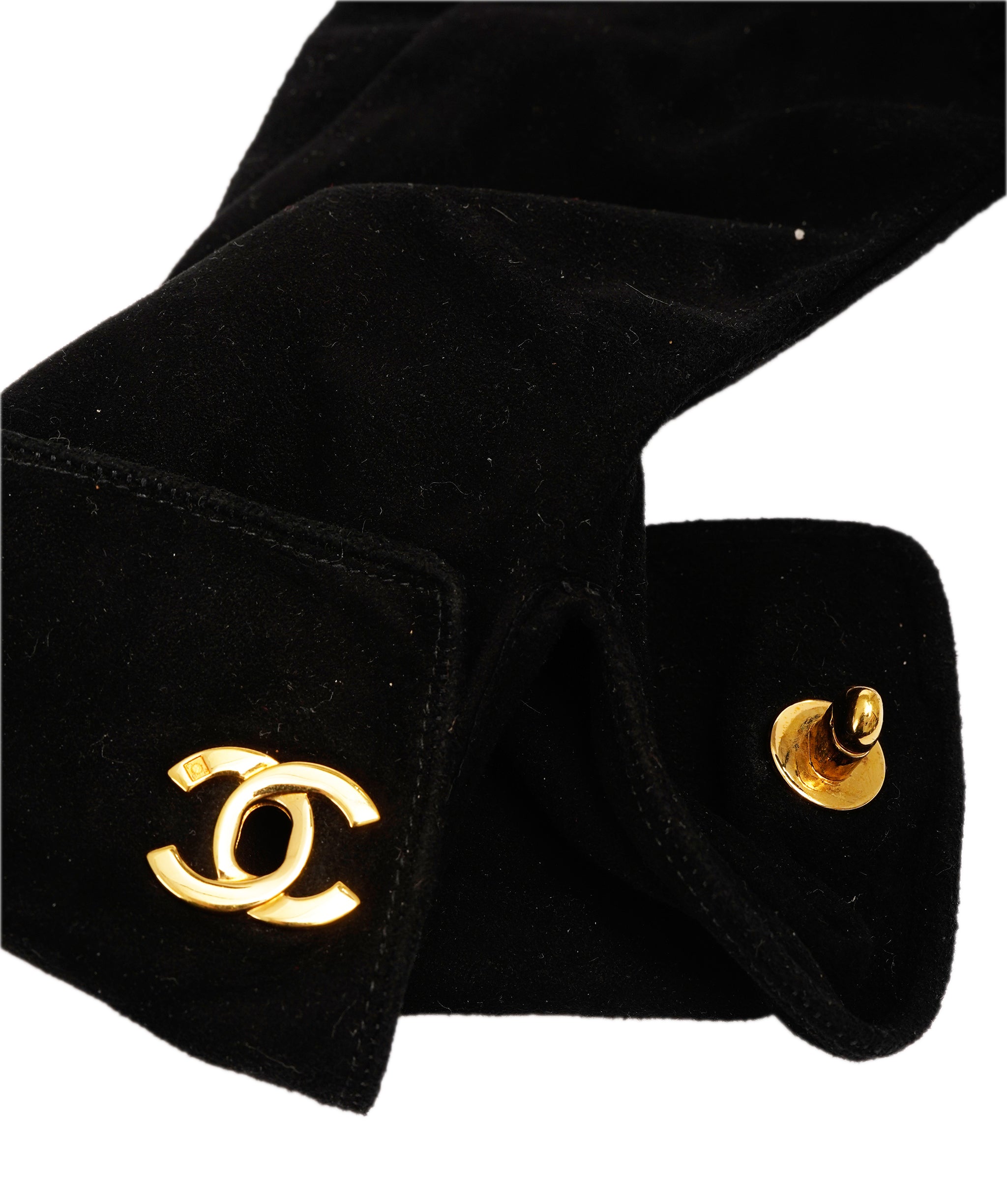 CHANEL COCO Mark Gloves Suede Black Gold CC Auth am2319sA DBXS1765