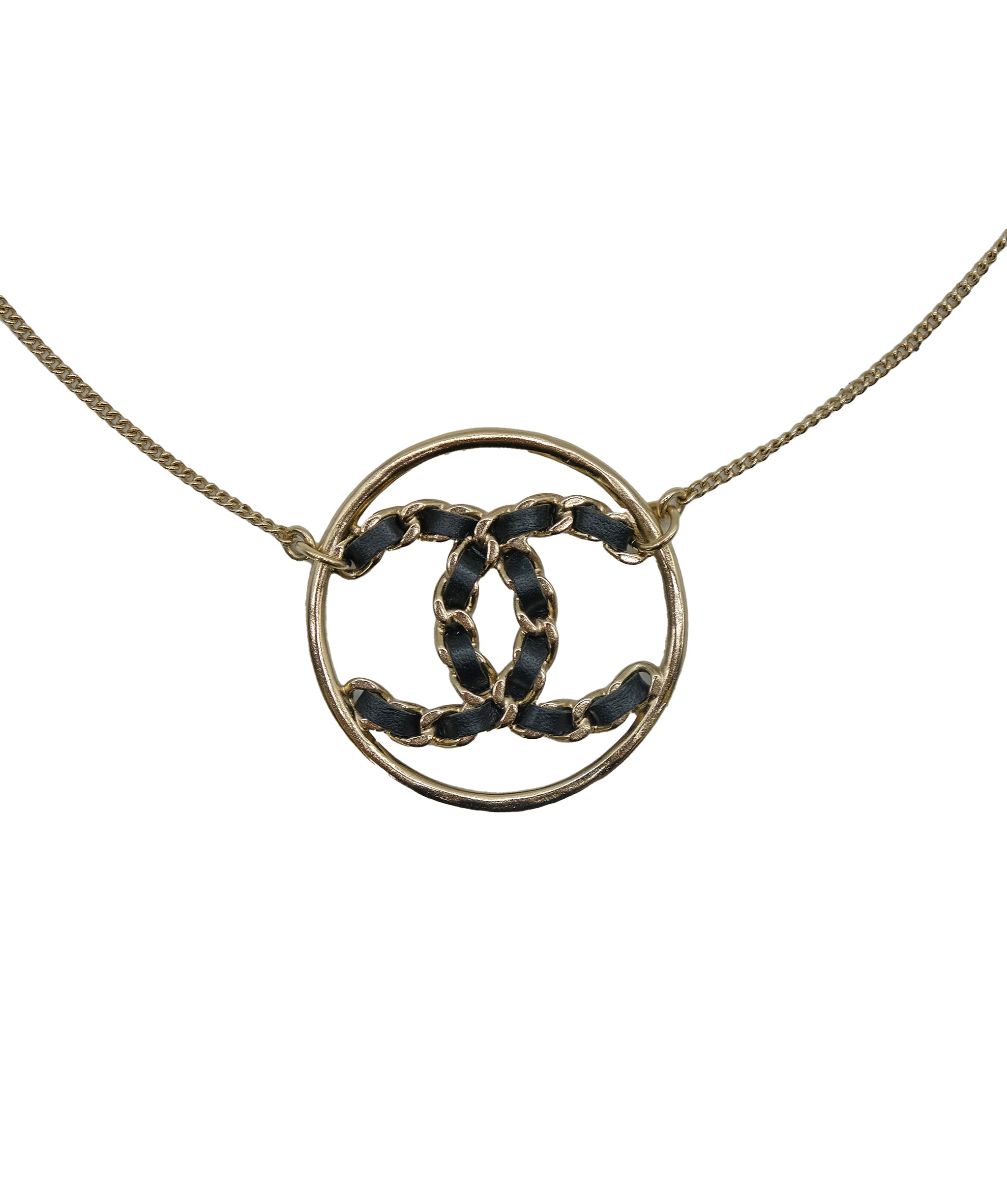 Chanel CC Circle Necklace Gold Metal Leather ASC5314