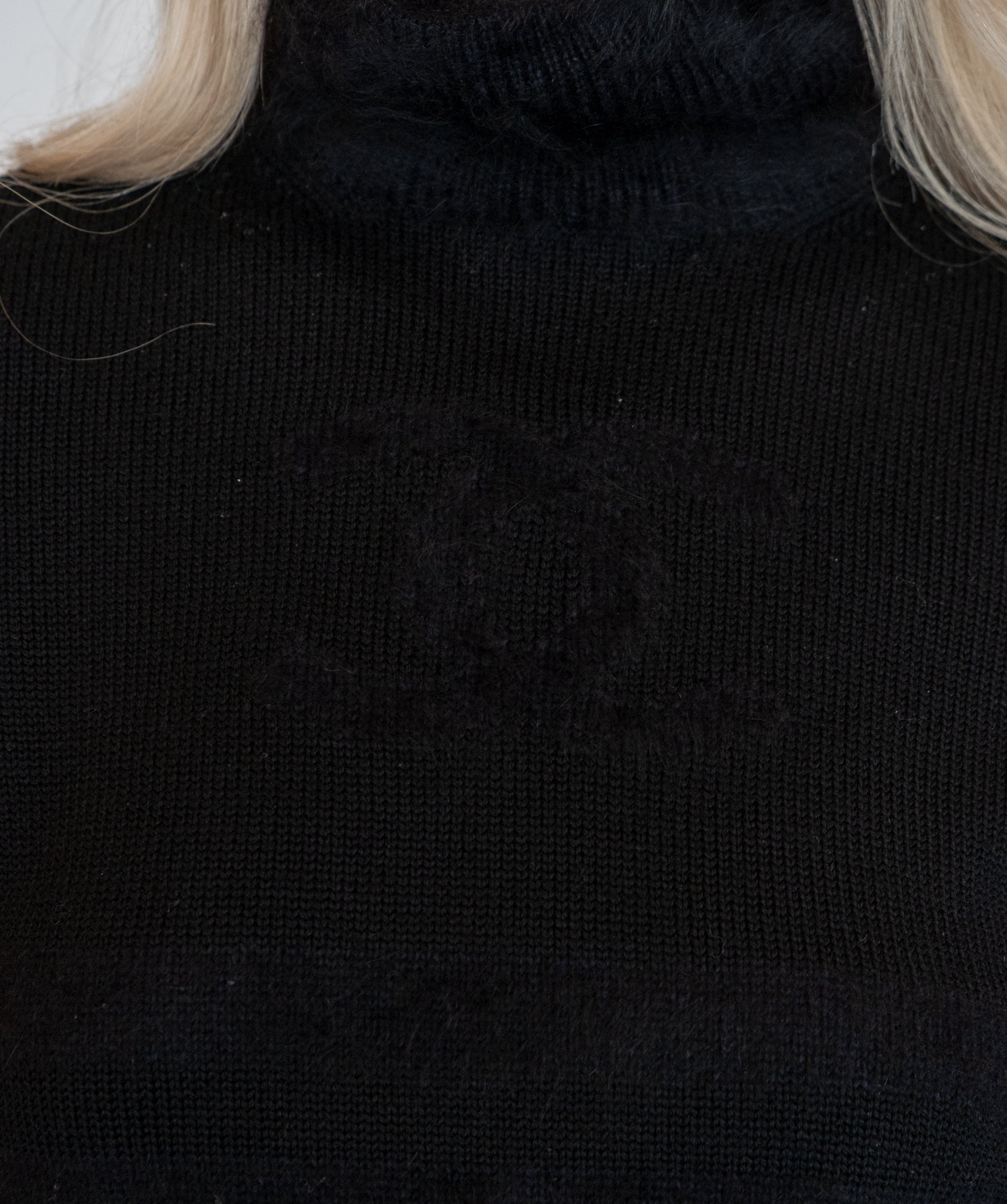 Chanel Big CC mohair knit Sweater Black DXBS0242