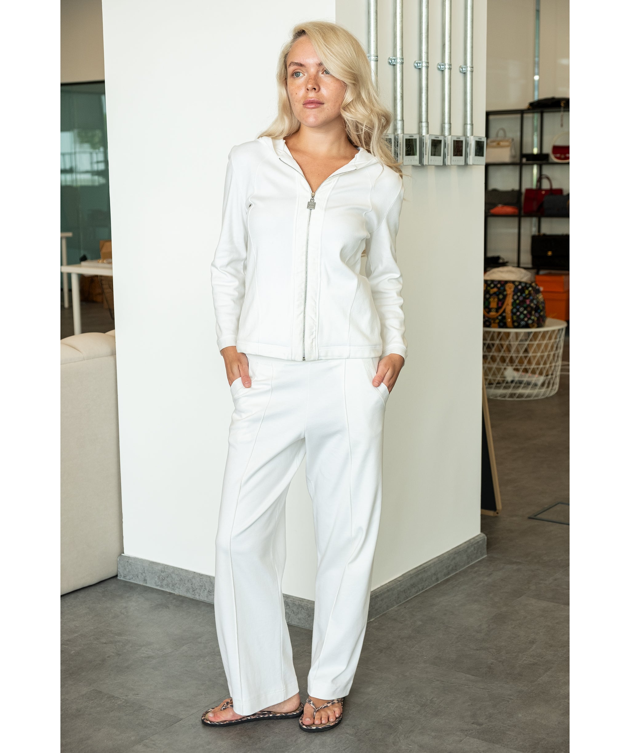 Chanel 06P Logo Hoodie Pants Set White ASL3791