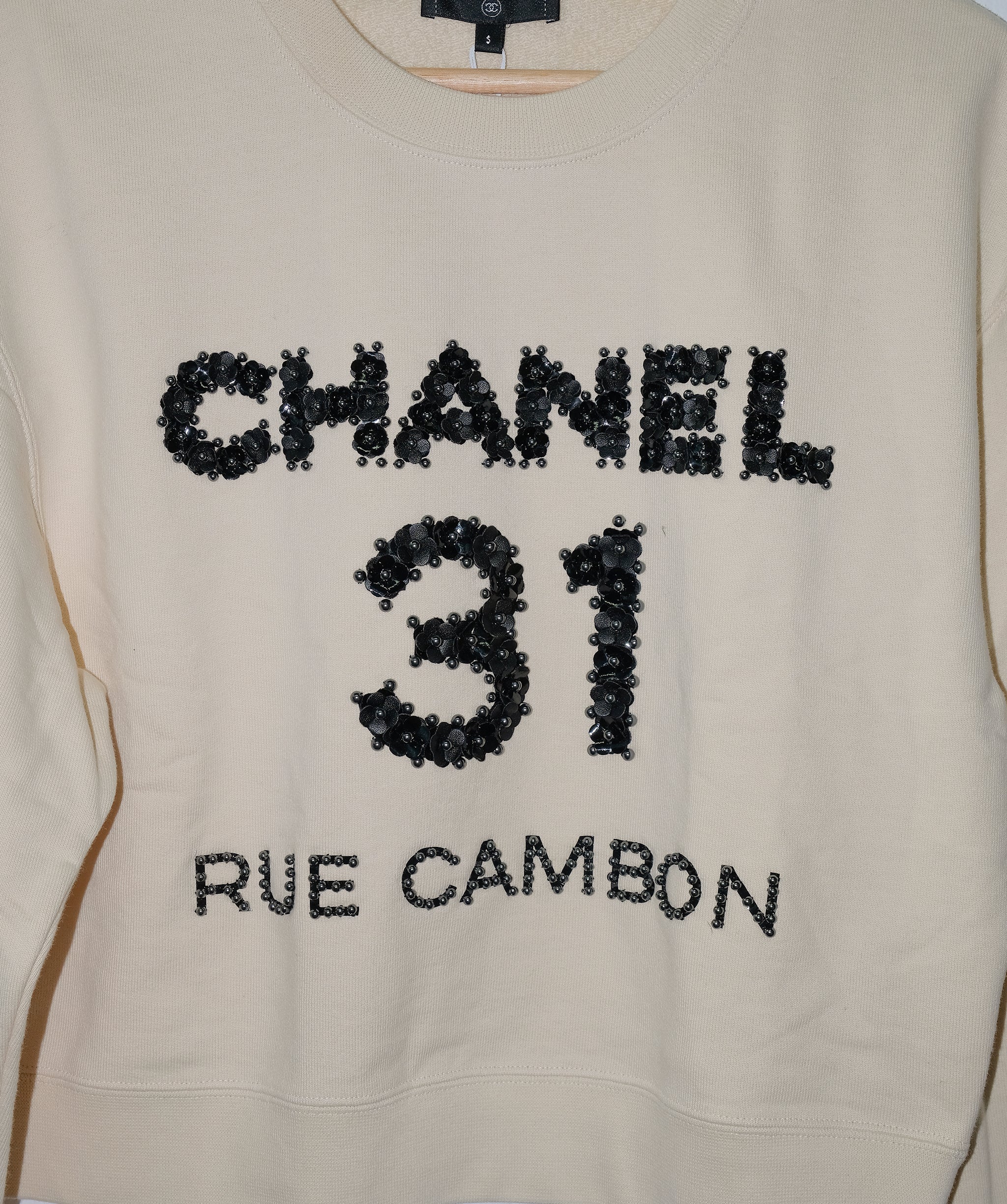 Chanel 31 Rue Cambon Pullover w/ dustbag RJC3648