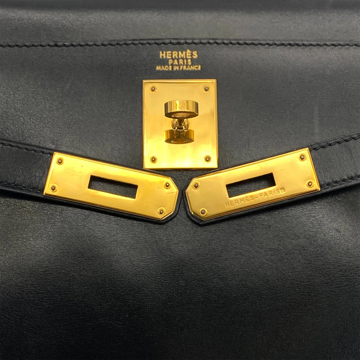 HERMES KELLY 32 RETOURNE BLACK BOXCALF HAND SHOULDER BAG 1994 CIRCLE X GOLD HARDWARE 90324739