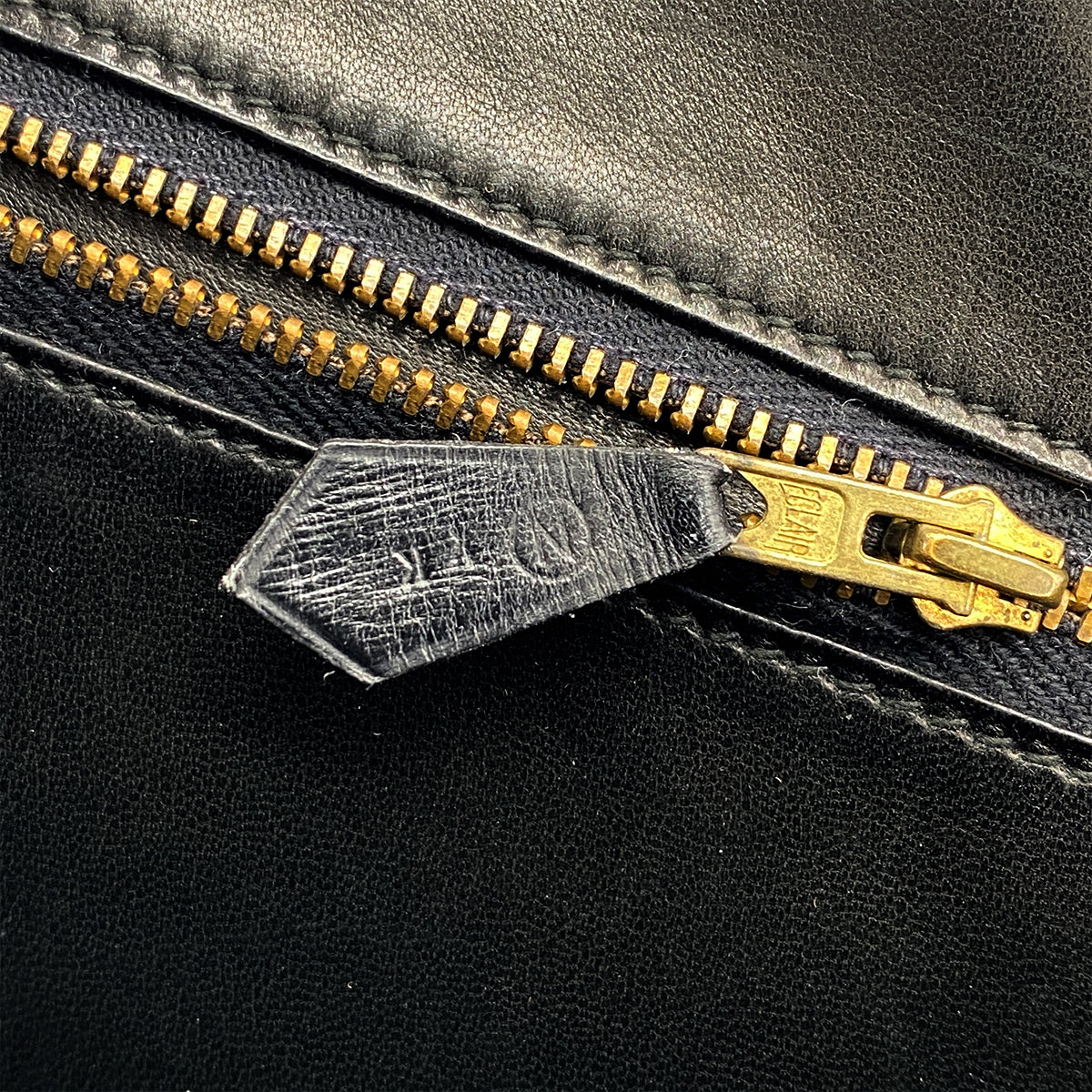 HERMES LYDIE BLACK BOXCALF CLUTCH SHOULDER BAG 1984 CIRCLE N GOLD HARDWARE 90321146