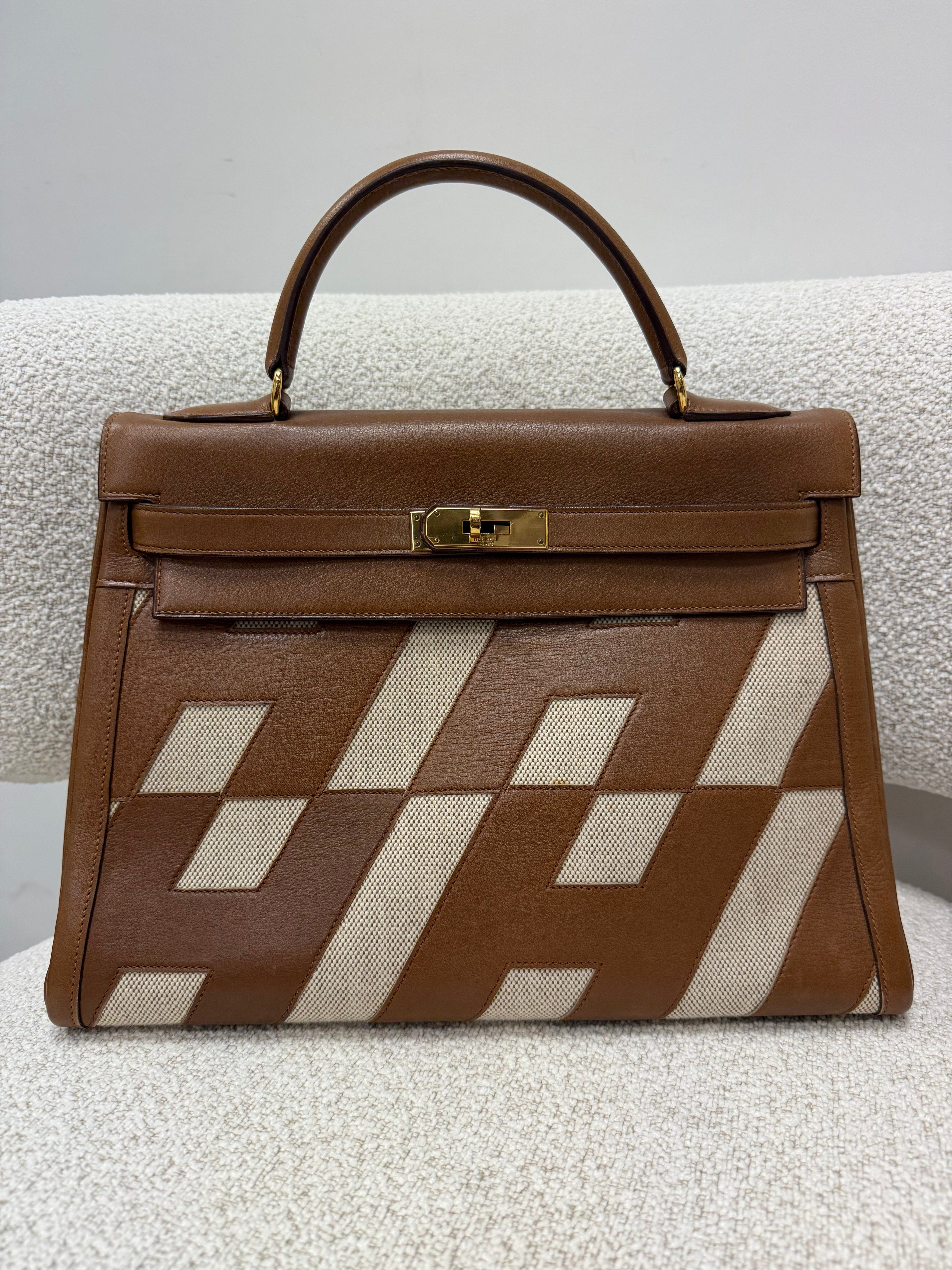 *LONDON LOCATED* VINTAGE HERMÈS KELLY 32CM "ULYSSE" GOLD Gulliver & Toile with Gold Hardware