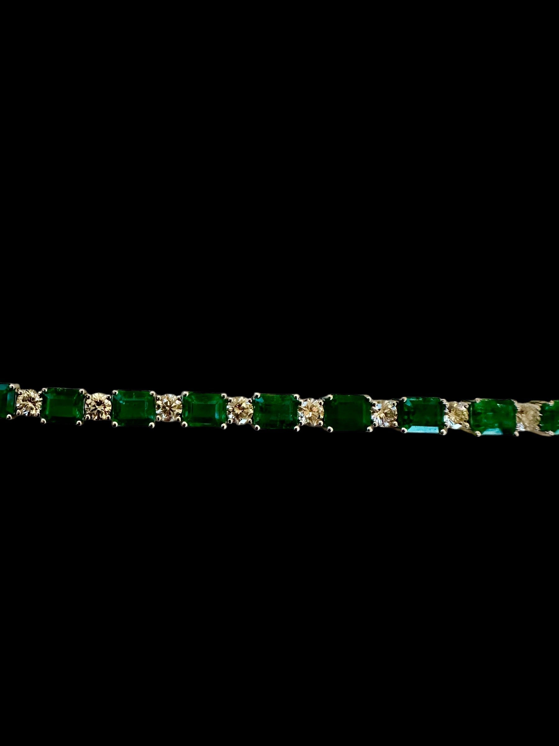 13.47ct Emerald & 4.18ct Diamond Tennis Bracelet set in 18K White Gold