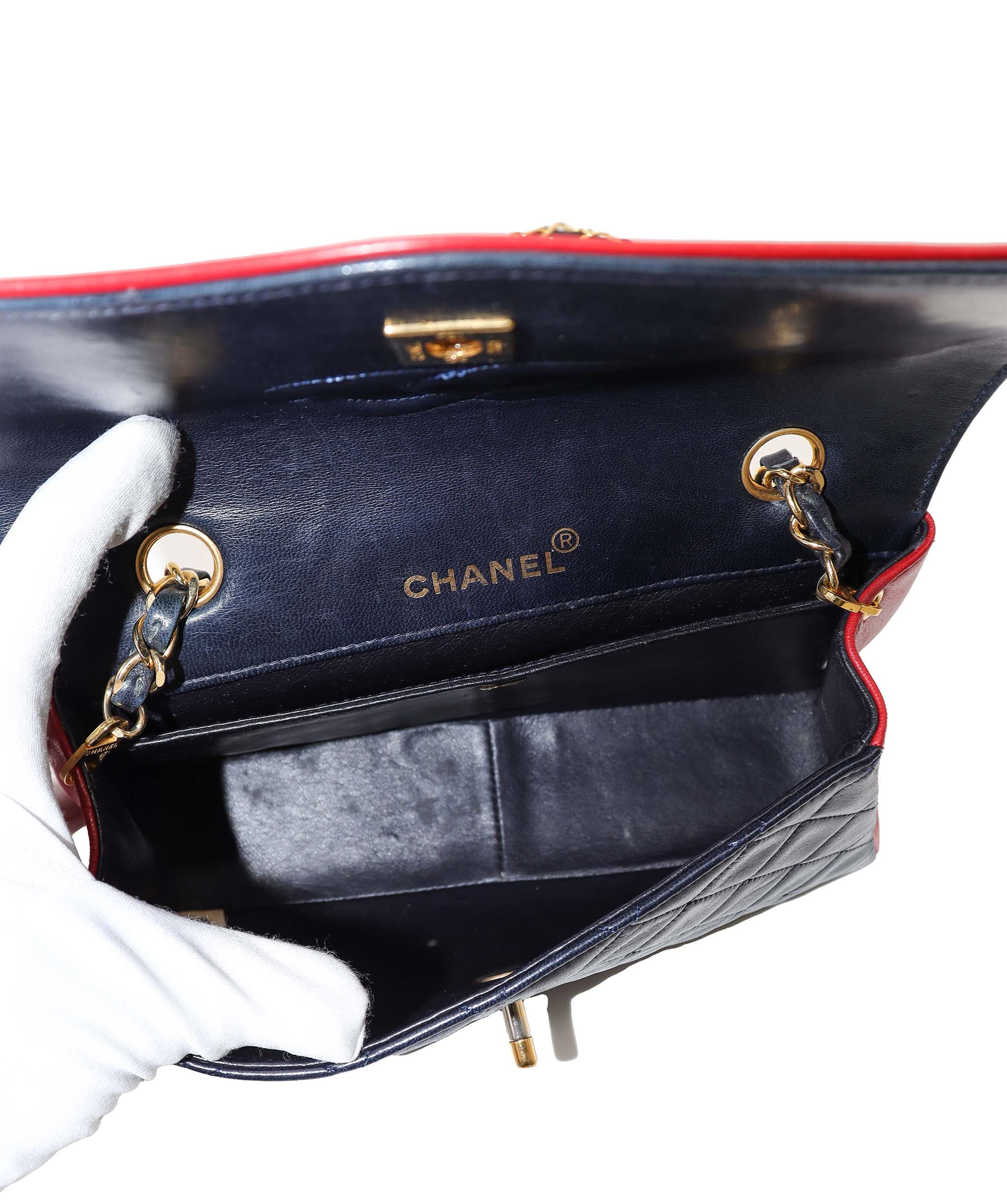 Chanel Curve Flap Bi-Colour -DXBS2353