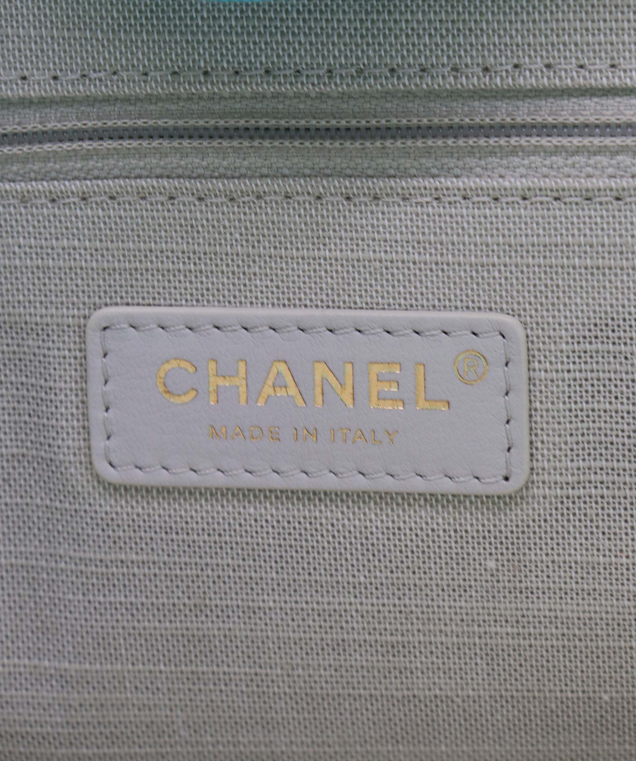 CHANEL Deauville canvas green tote bag  DXBS0595