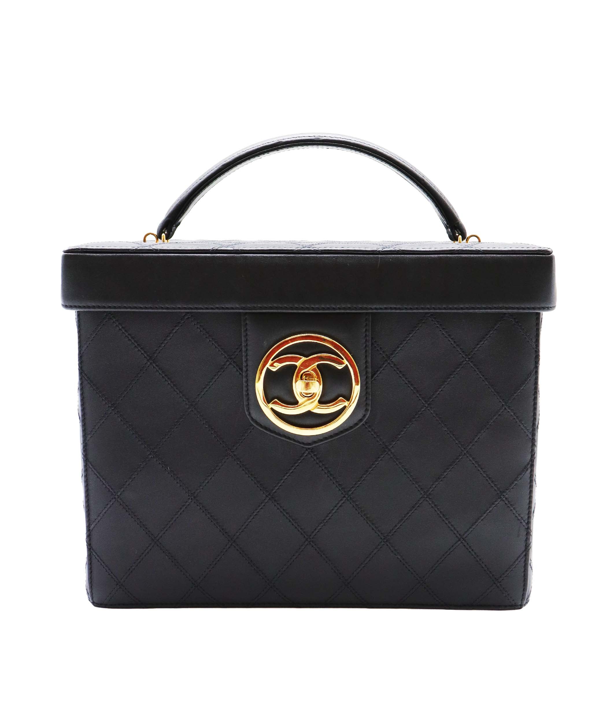 CHANEL Black Vanity turnlock bag 90244693 DXBS0592