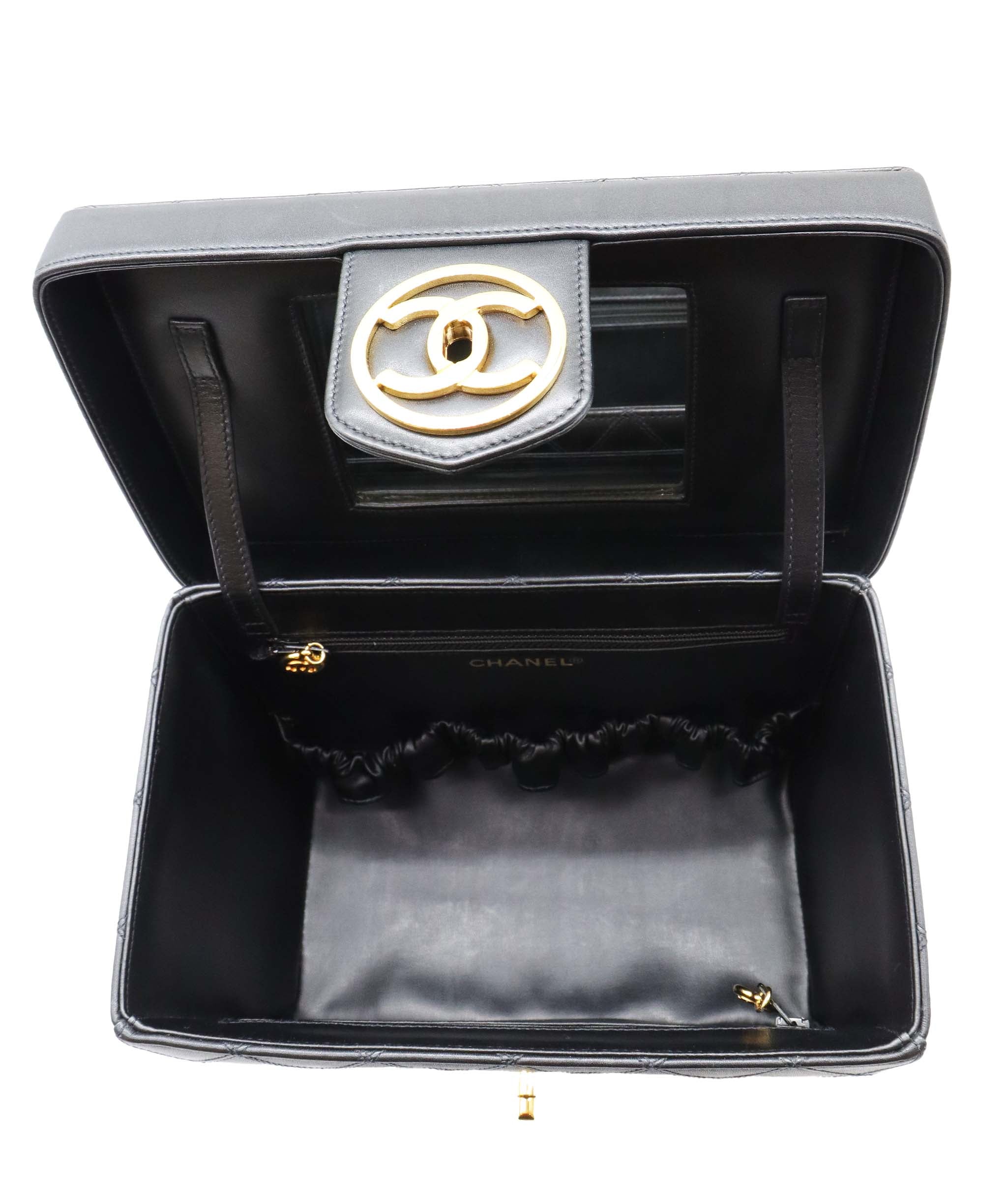 CHANEL Black Vanity turnlock bag 90244693 DXBS0592