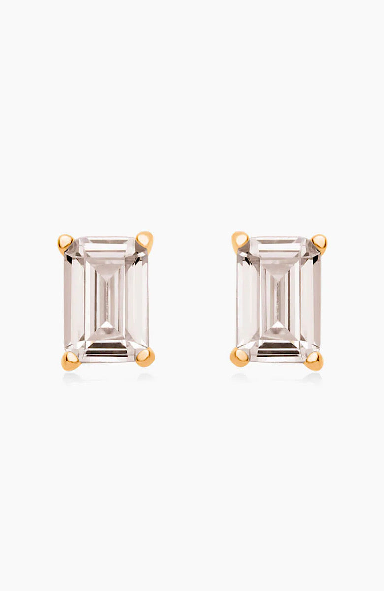 EMERALD CUT STUD EARRING (الأقراط)