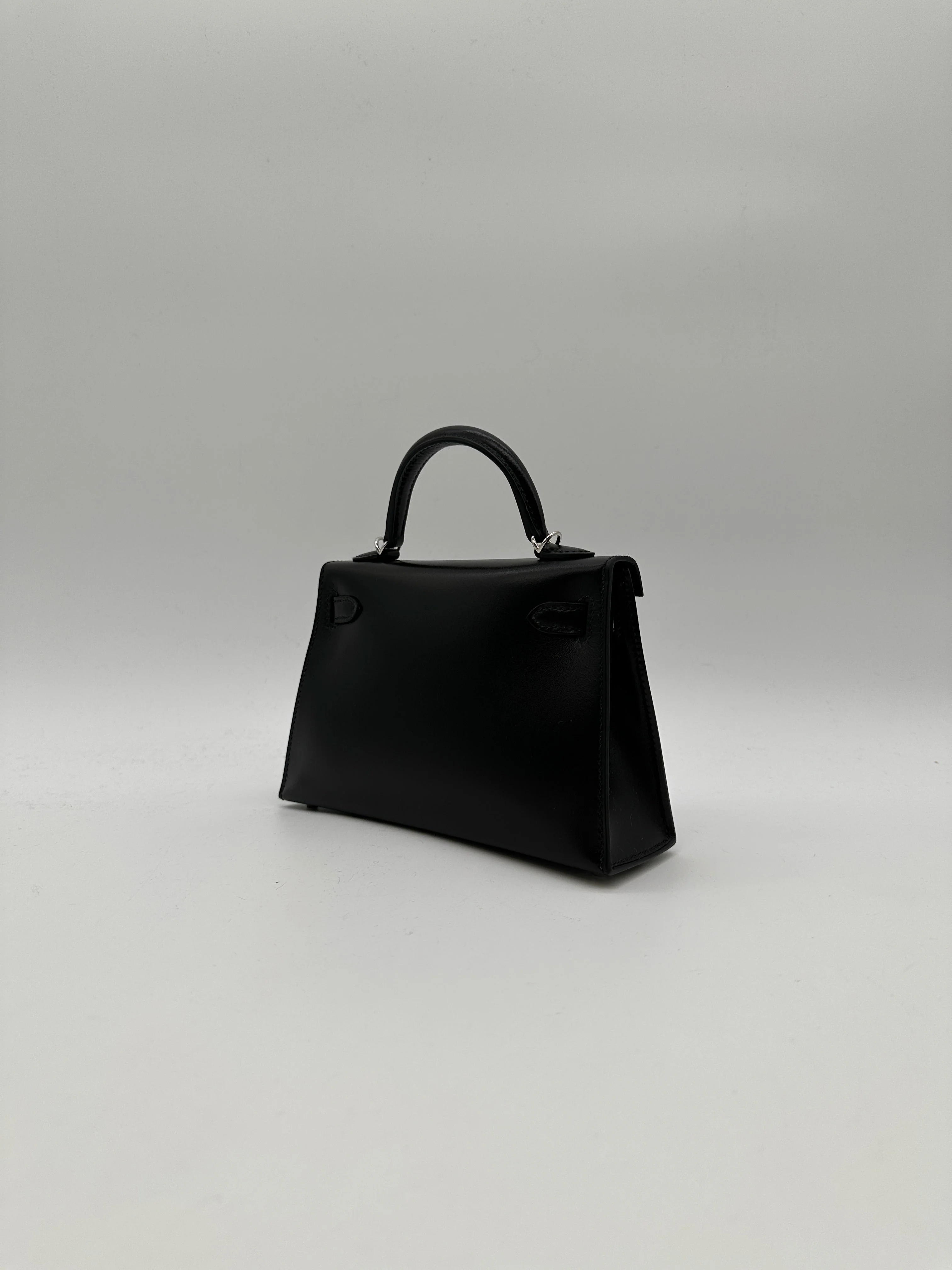 Hermès Mini Kelly Black Box LeatherPalladium Hardware
