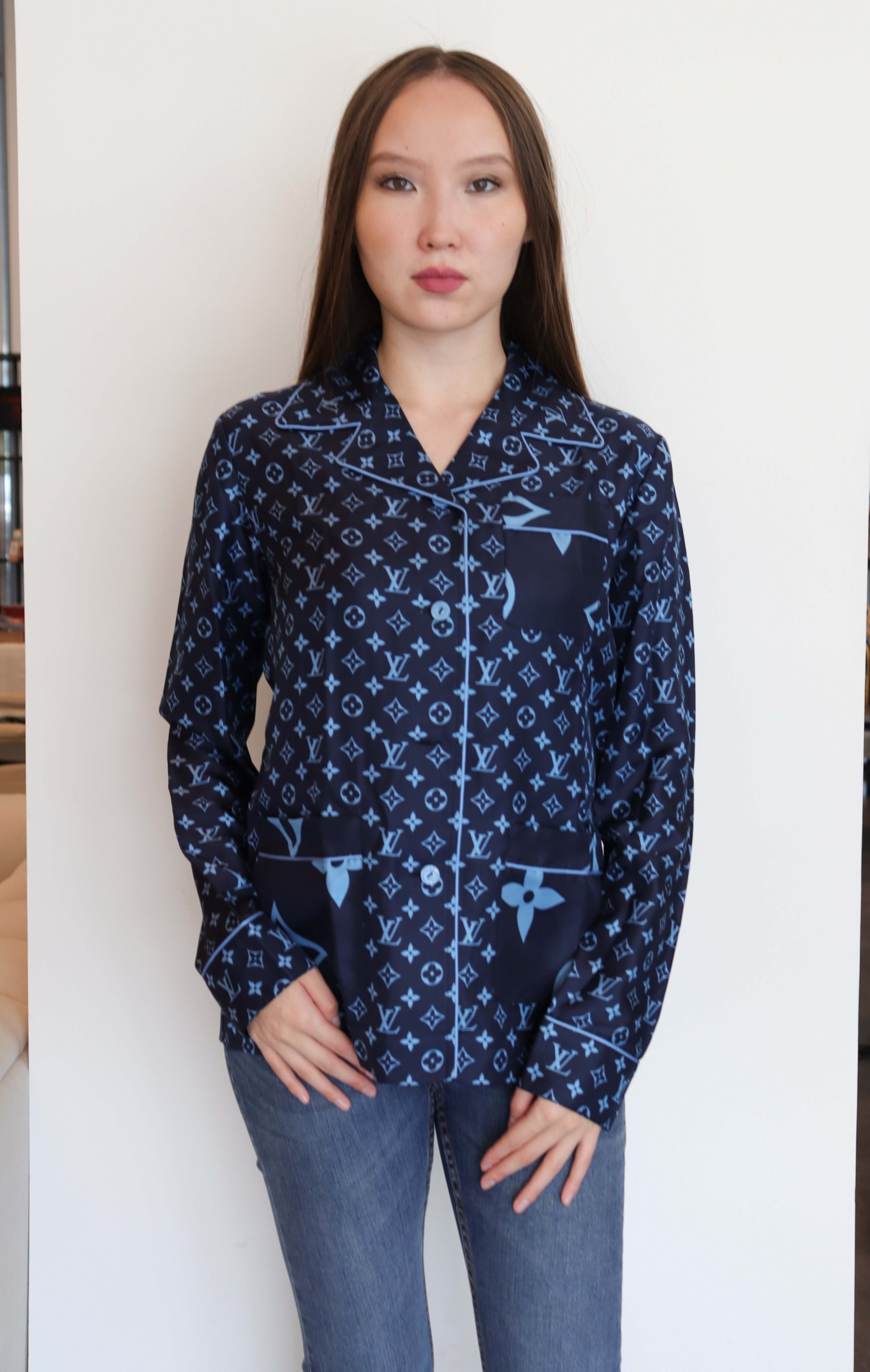 Louis Vuitton Silk Top 3-Pockets Blue Monogram Size 34 SKC1897