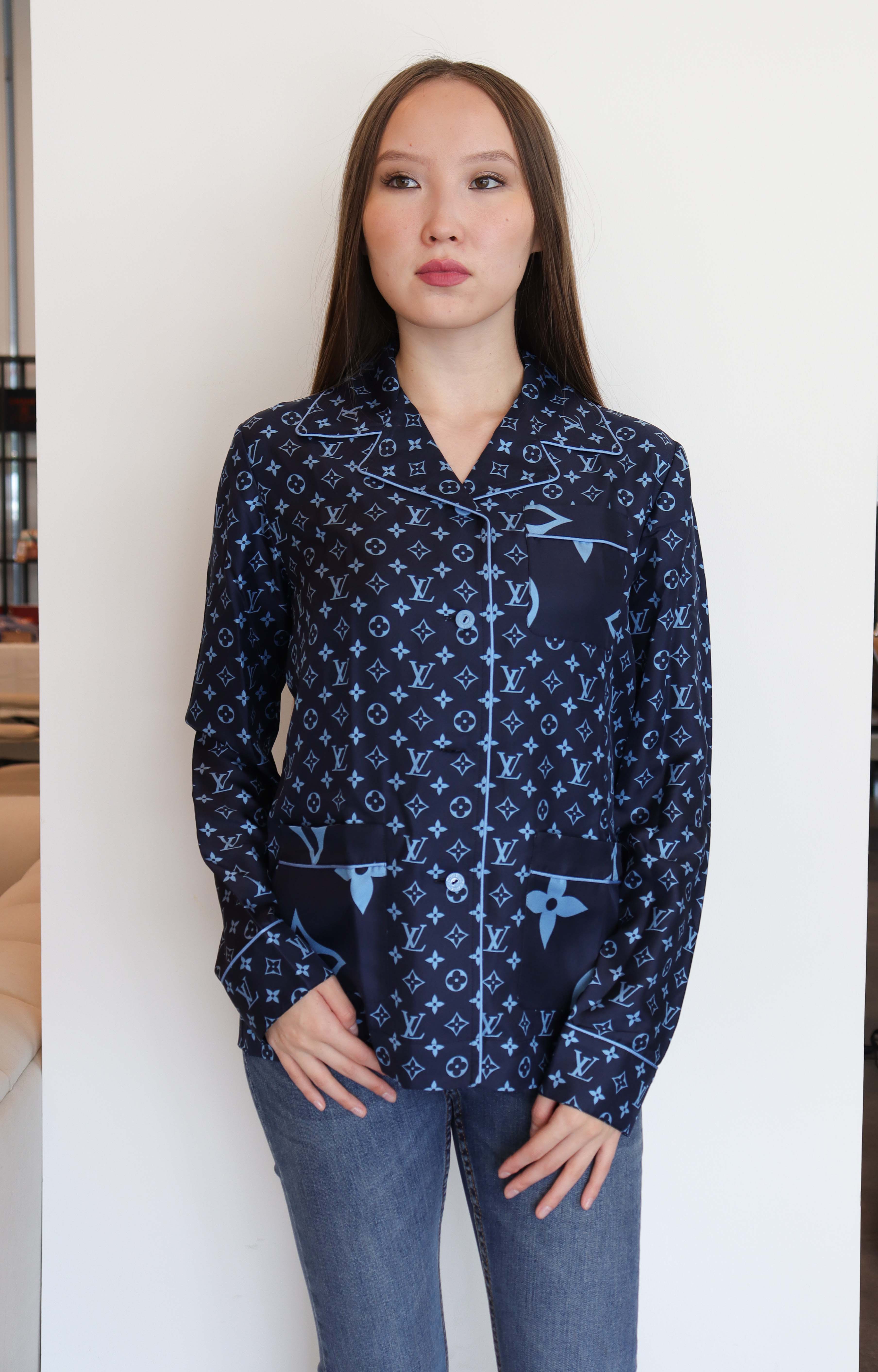 Louis Vuitton Silk Top 3-Pockets Blue Monogram Size 34 SKC1897