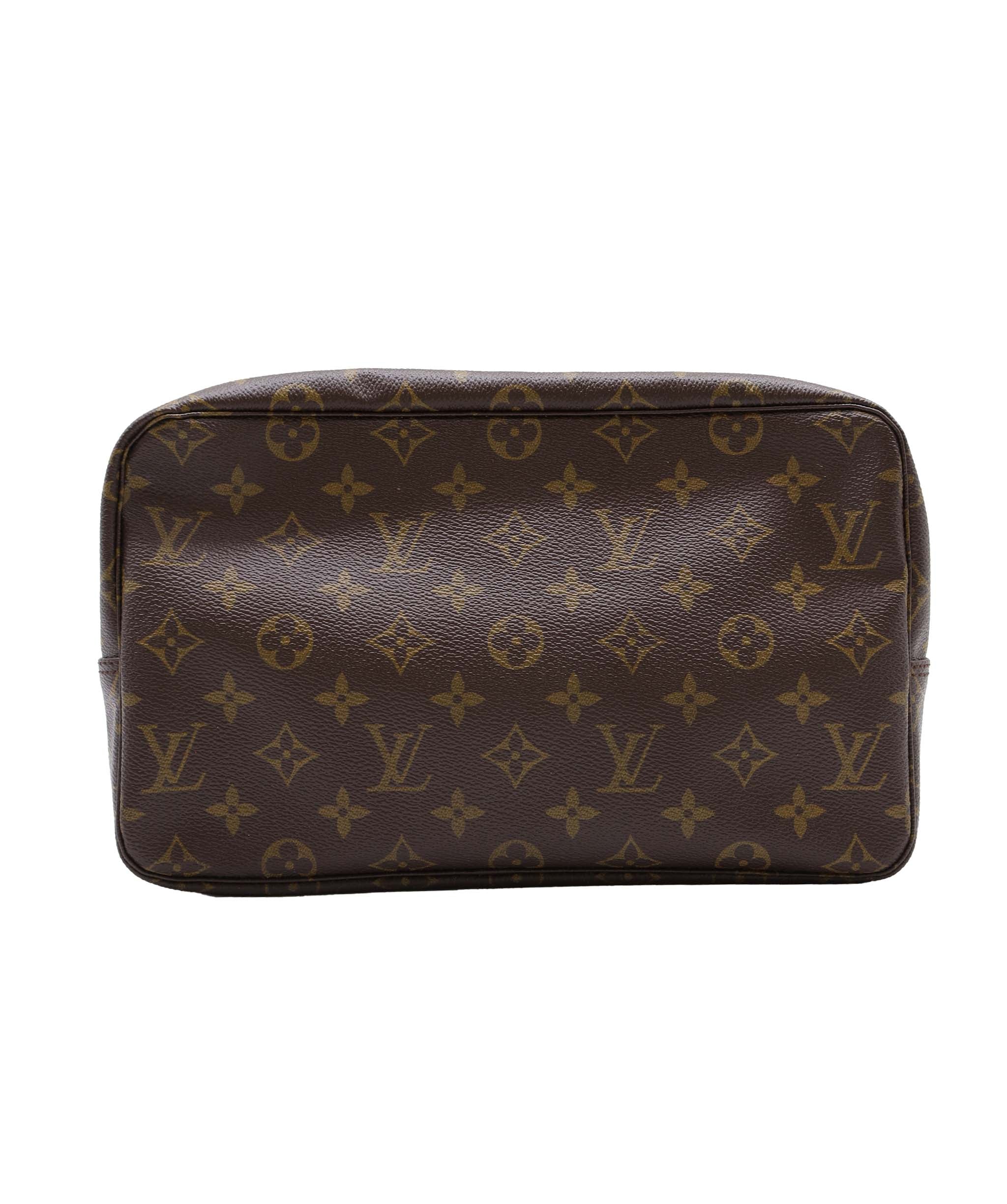 LOUIS VUITTON Monogram Trousse Toilette 28 Clutch Bag - DXBV0144