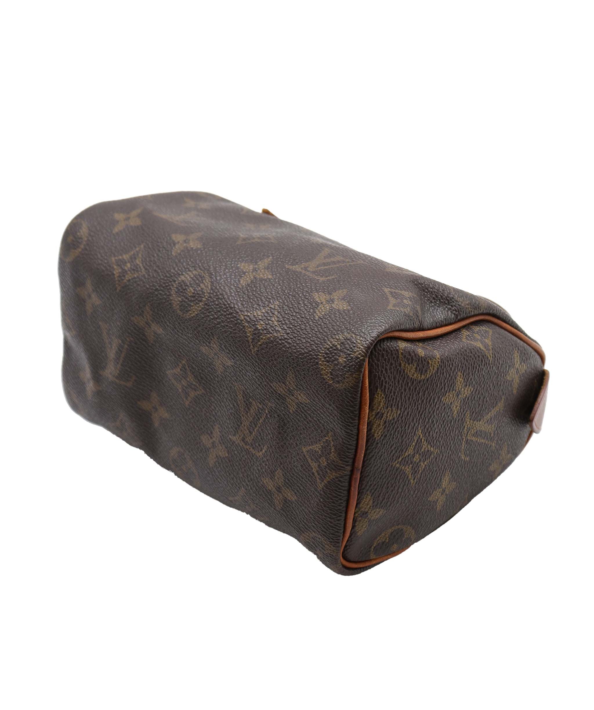 LOUIS VUITTON Monogram Mini Speedy Bandouliere Japon 88 Bag M99014 Auth 89548 DXBV0209