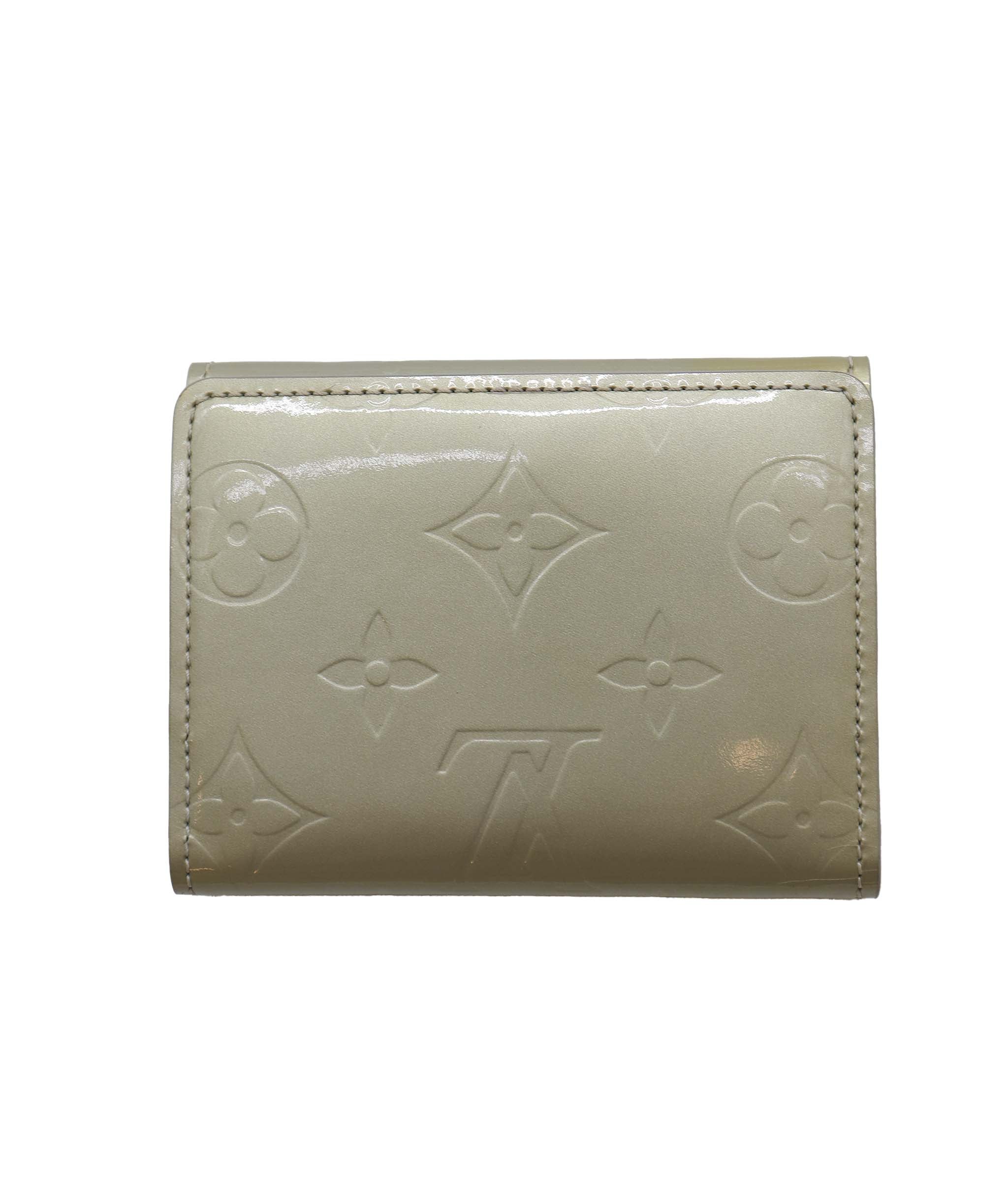 LOUIS VUITTON Monogram Vernis Ludlow Coin Purse Gris M91161 LV Auth 71441 DXBV0139