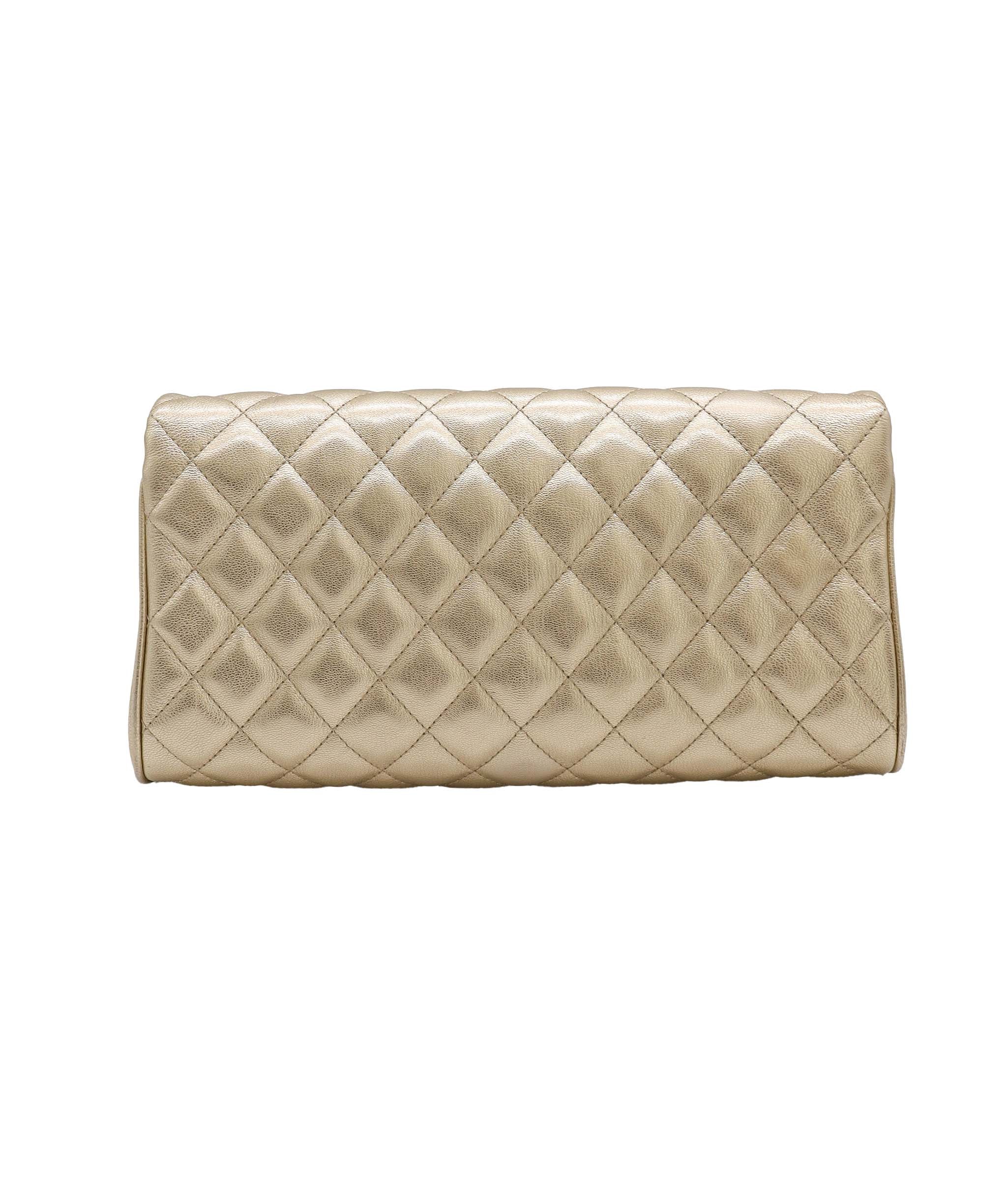 CHANEL Matelasse Clutch Bag Gold Leather 90248359 DXBS0949