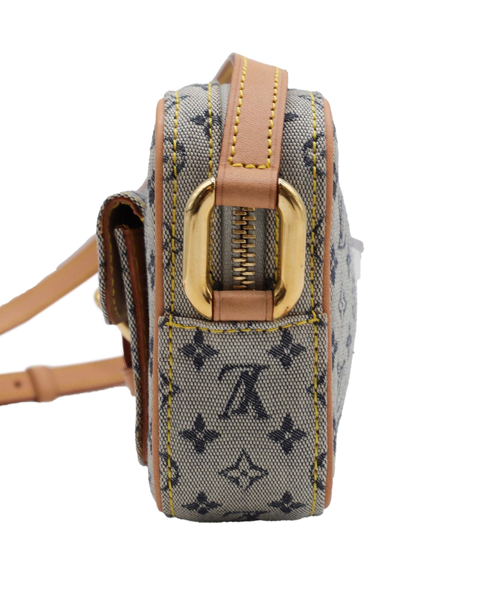 LOUIS VUITTON Monogram Mini Juliet MM Shoulder Bag Blue M92004 LV Auth 93590 DXBV0210