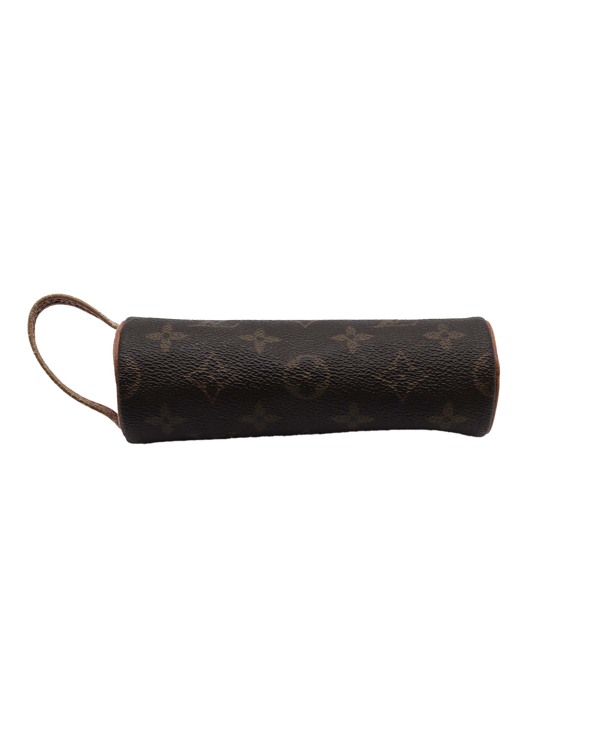 LOUIS VUITTON Monogram Etui 3 Ball de Golf Pouch M58249 LV Auth 53908 DXBV0218