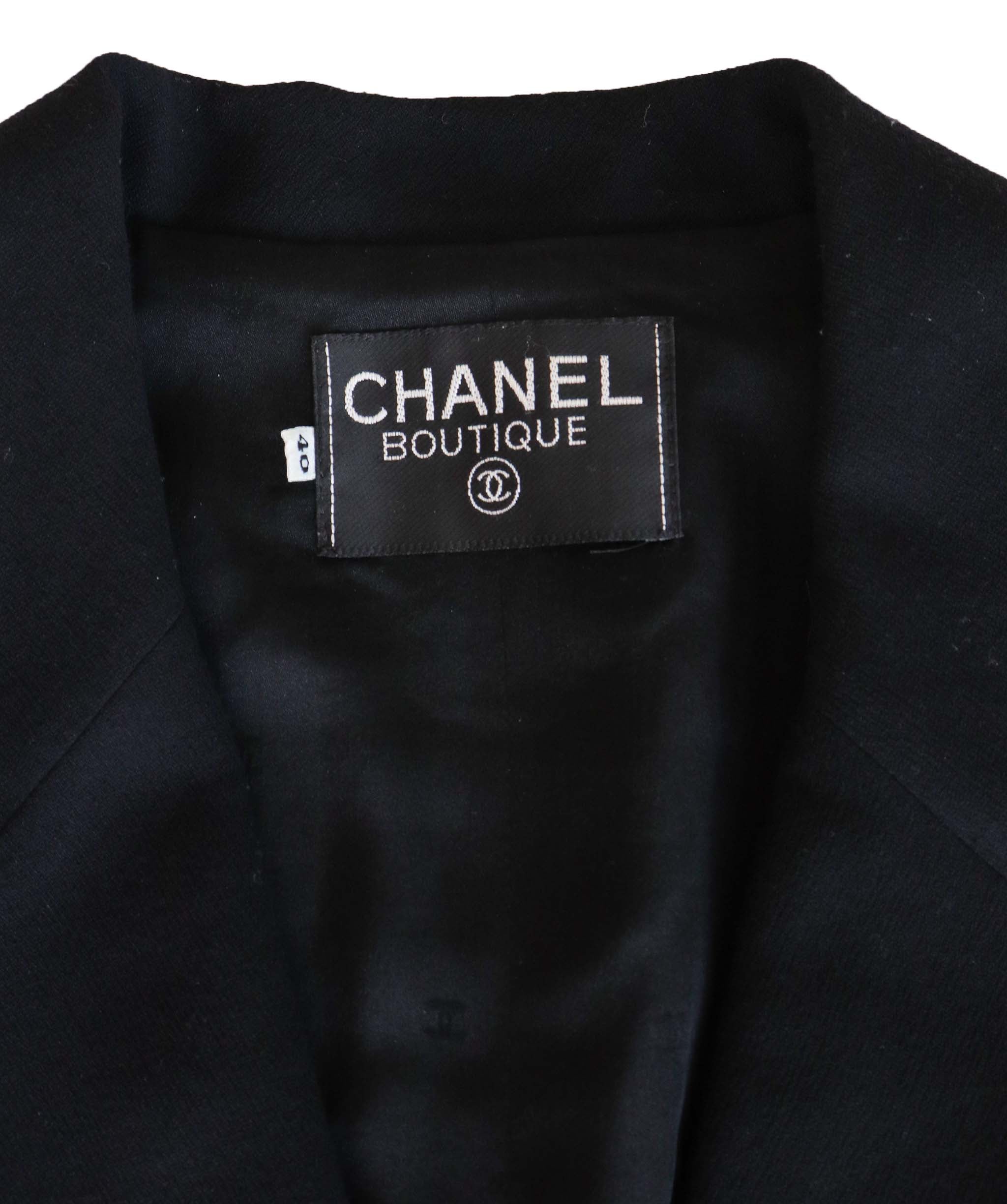 Chanel 1994 Cropped Jacket Black Gold Button DXBK0095