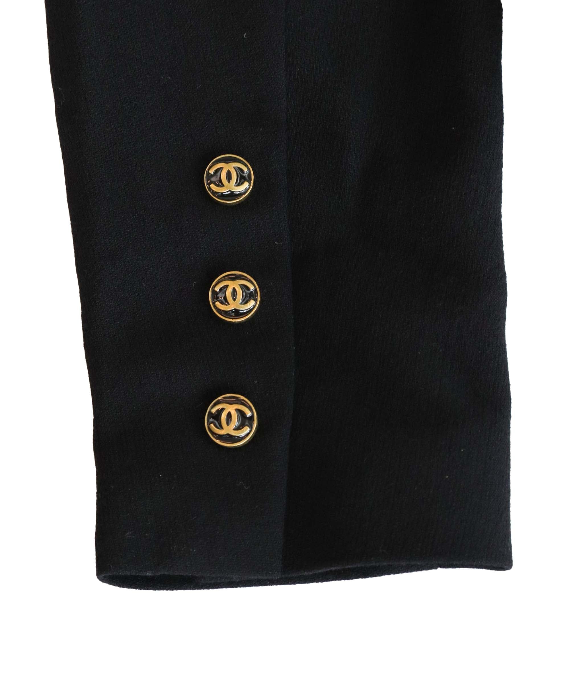 Chanel 1994 Cropped Jacket Black Gold Button DXBK0095