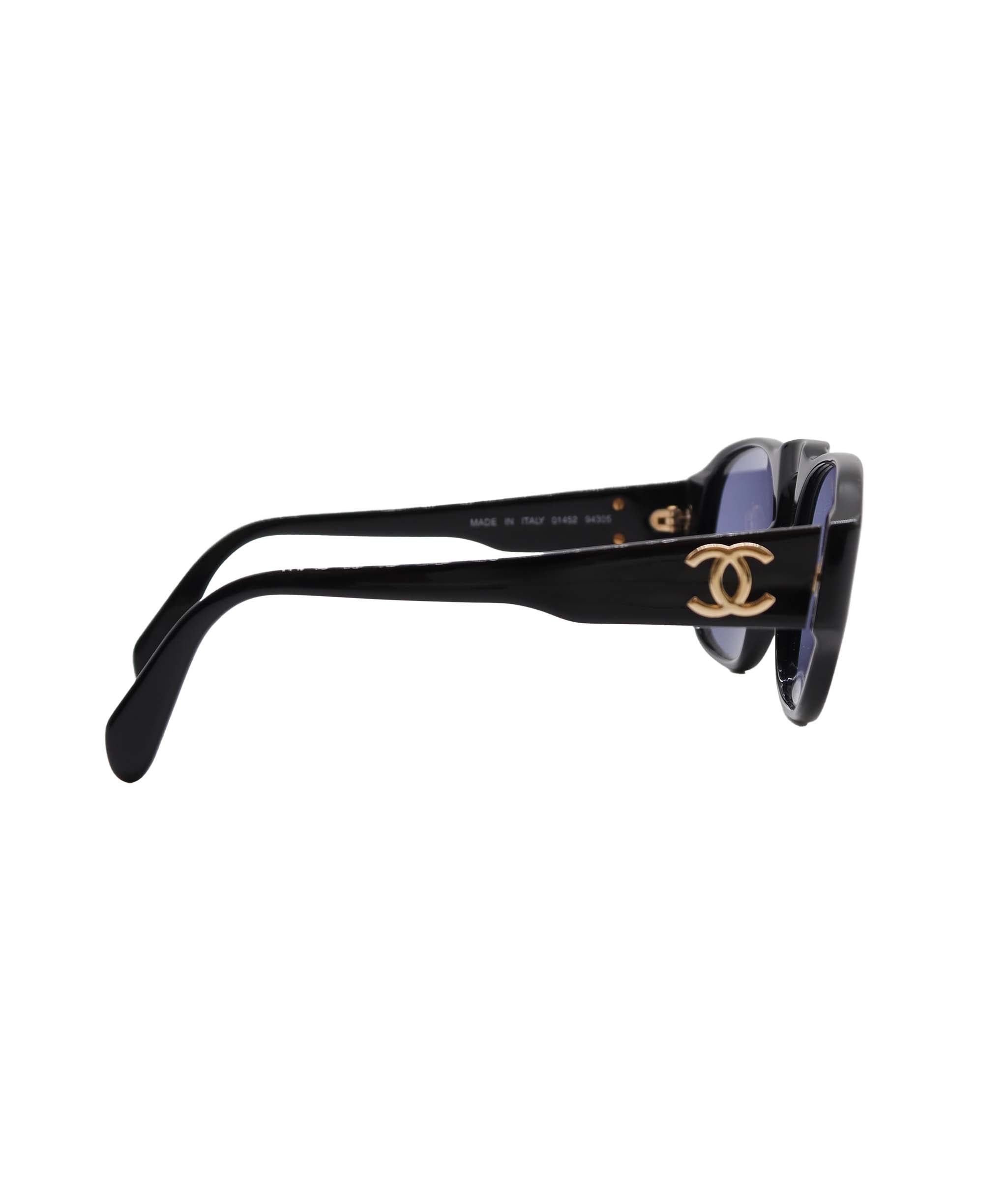 CHANEL Sunglasses plastic Black Gold - DXBV0398