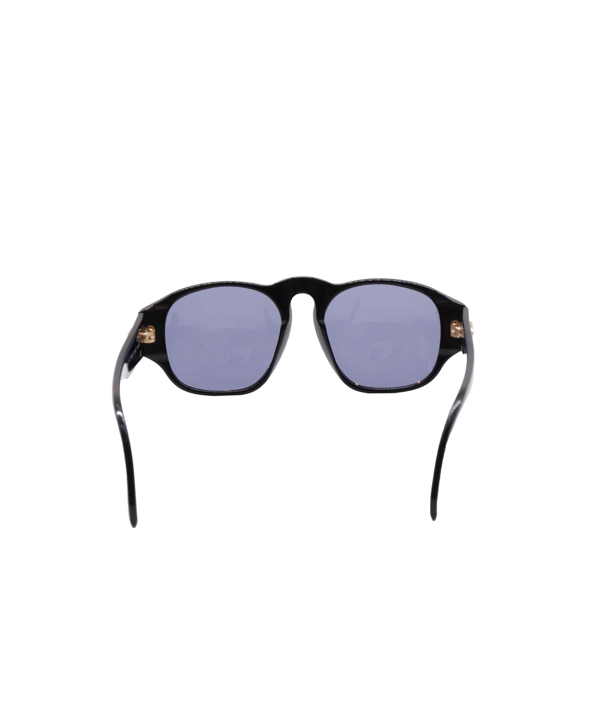 CHANEL Sunglasses plastic Black Gold - DXBV0398