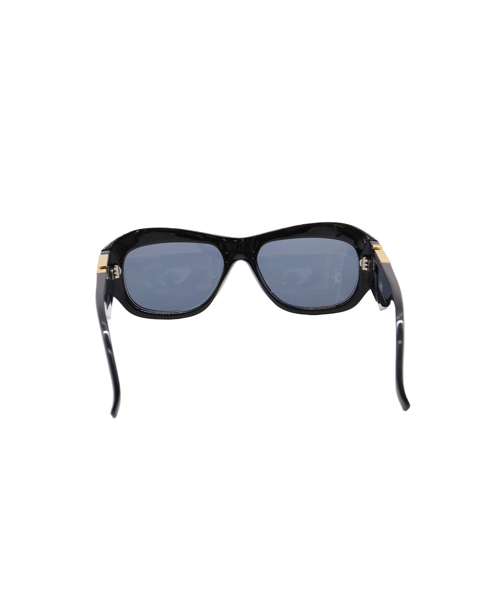 Gianni Versace Sunglasses Black Auth yk14136 DXBV0373